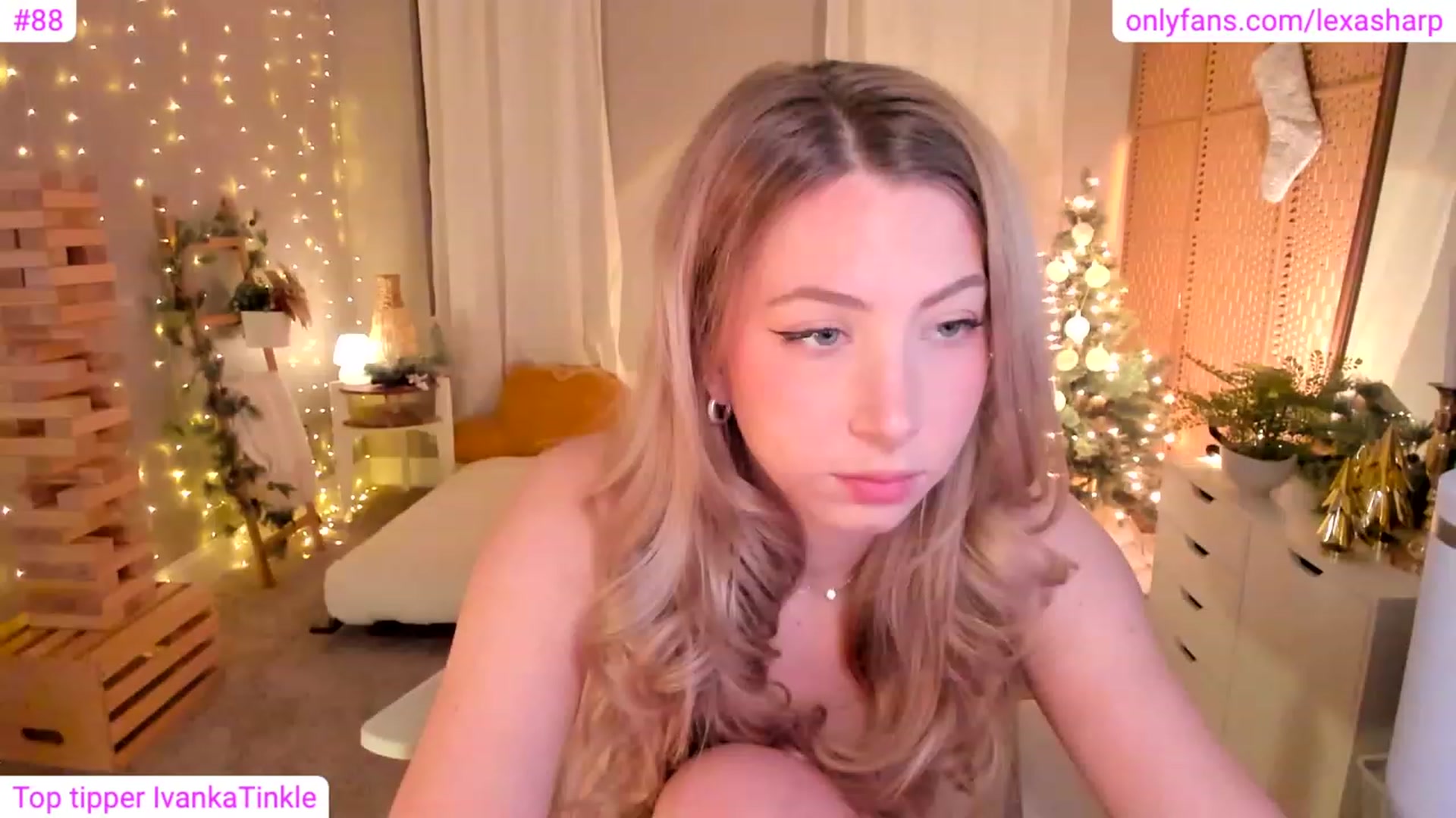 Gallery image thumbnail from alexasharp's myfreecams stream on, 01/13/2024, 04:42 image 8 of 20