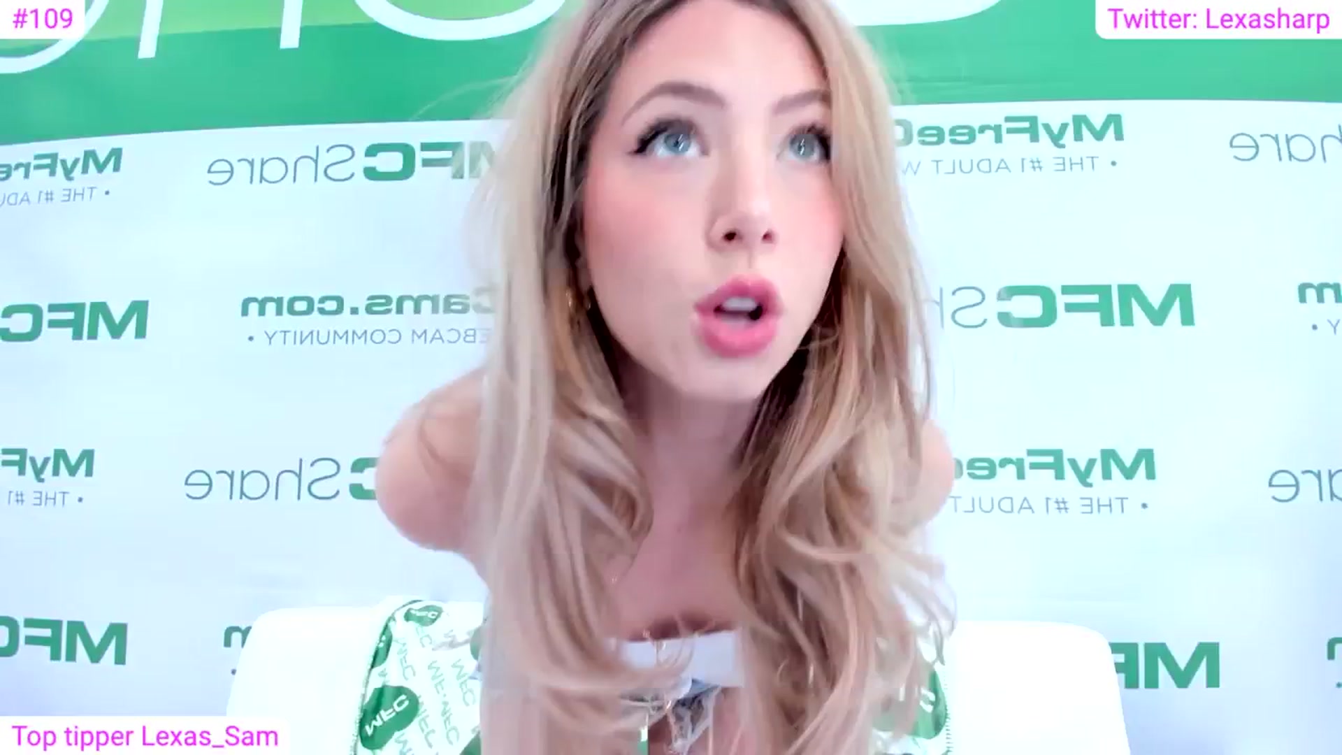 Gallery image thumbnail from alexasharp's myfreecams stream on, 01/26/2024, 02:11 image 2 of 20