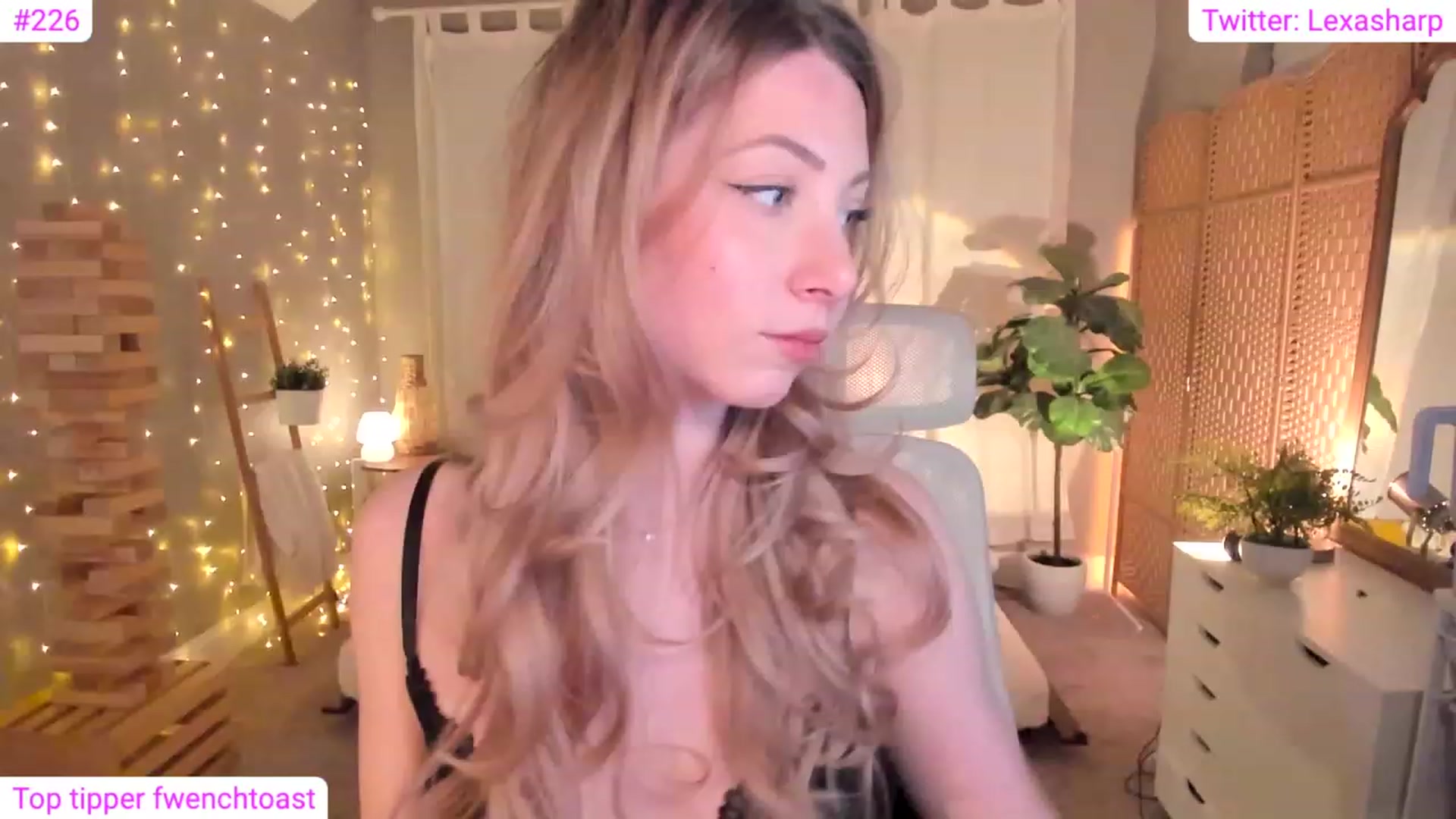 Gallery image thumbnail from alexasharp's myfreecams stream on, 02/08/2024, 24:29 image 15 of 20