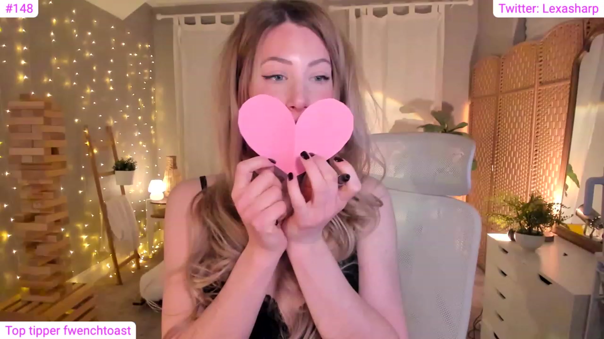 Gallery image thumbnail from alexasharp's myfreecams stream on, 02/08/2024, 01:16 image 14 of 20
