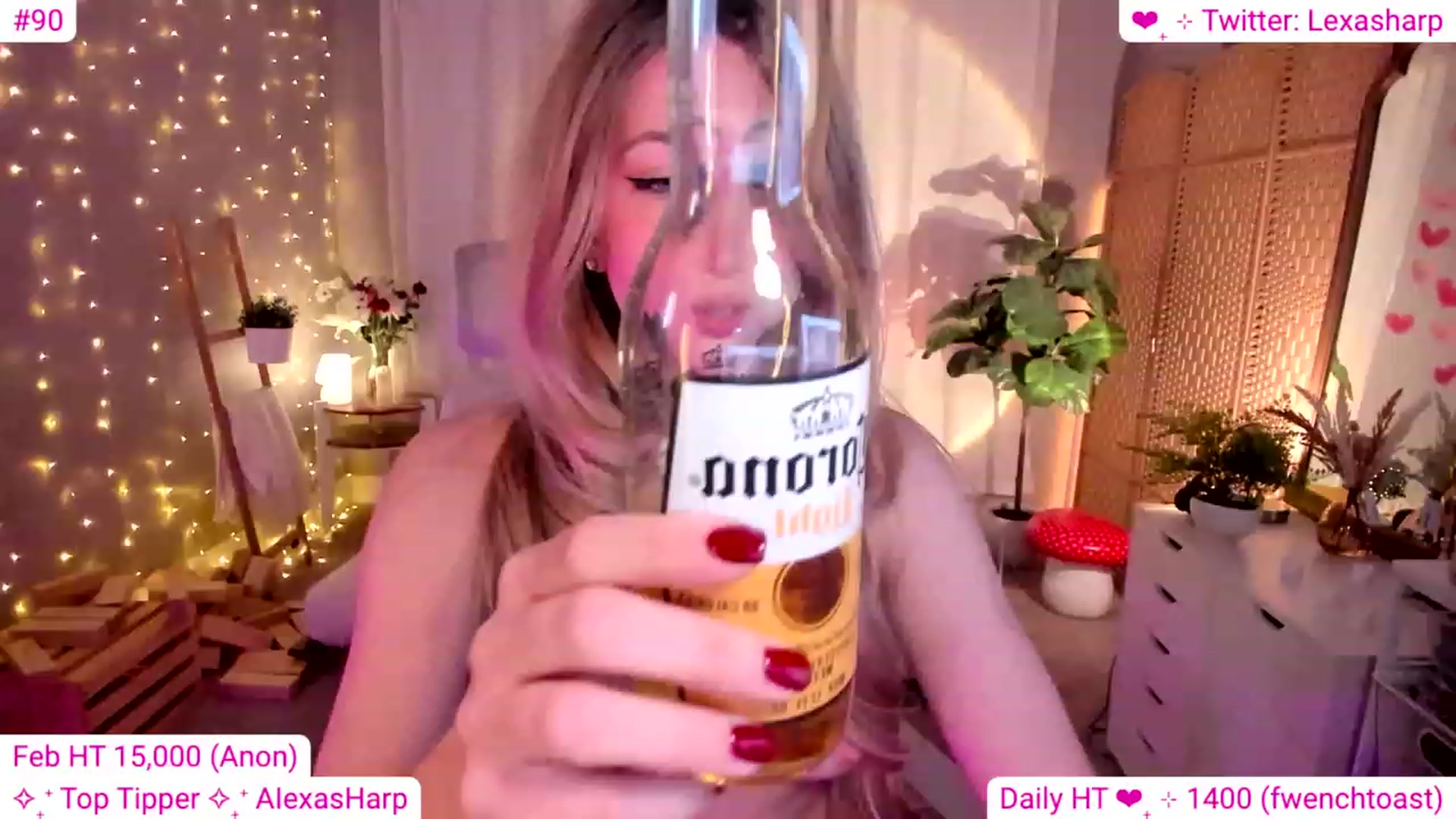 Gallery image thumbnail from alexasharp's myfreecams stream on, 02/17/2024, 06:18 image 8 of 20