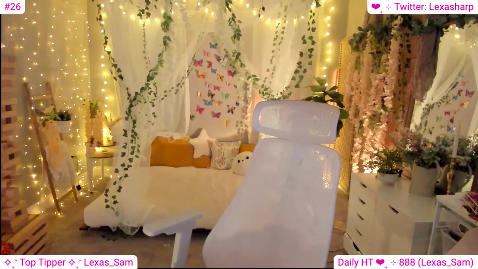 Gallery image thumbnail from alexasharp's myfreecams stream on, 04/12/2024, 01:40 image 20 of 20