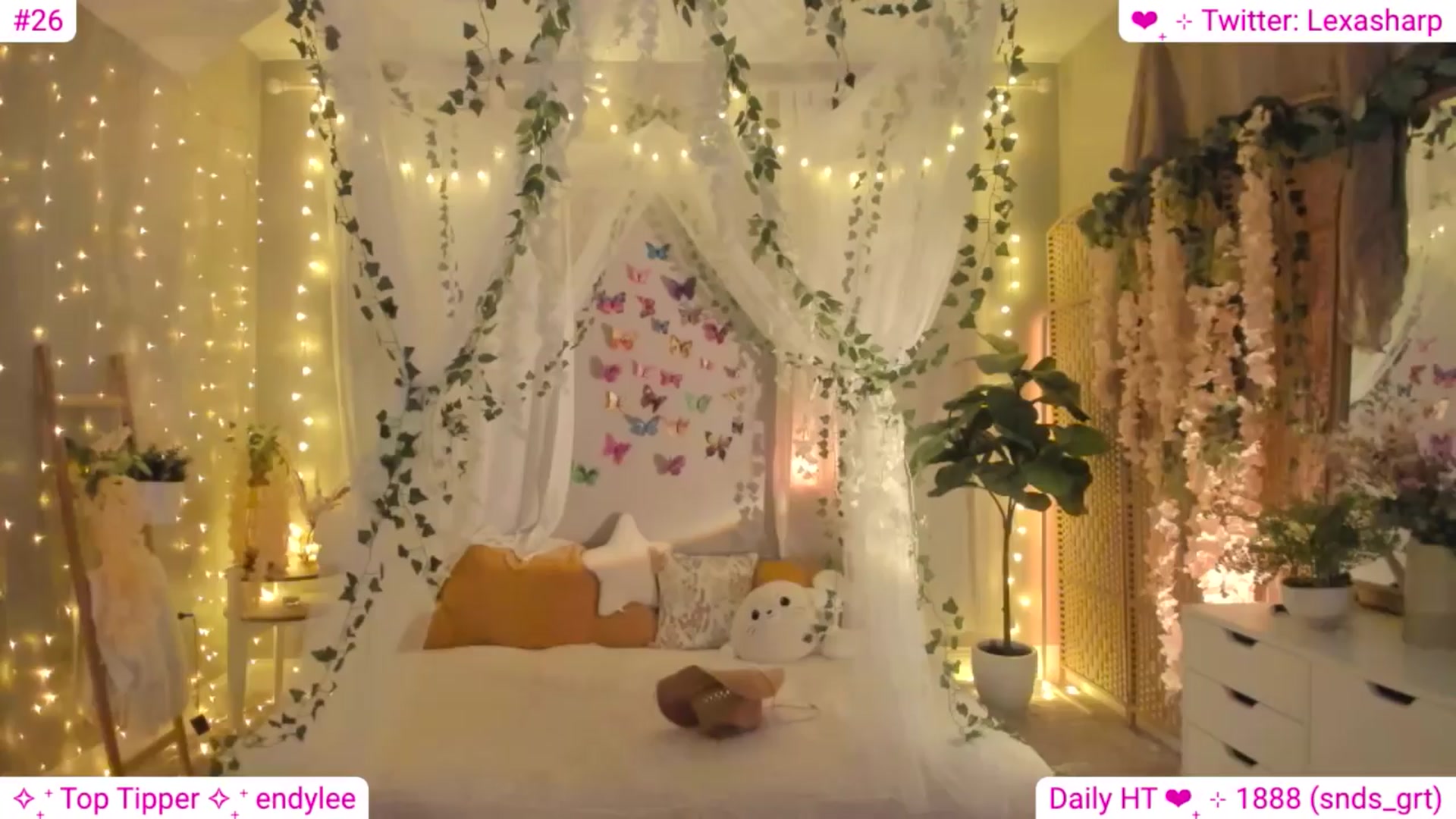 Gallery image thumbnail from alexasharp's myfreecams stream on, 04/14/2024, 06:04 image 9 of 20