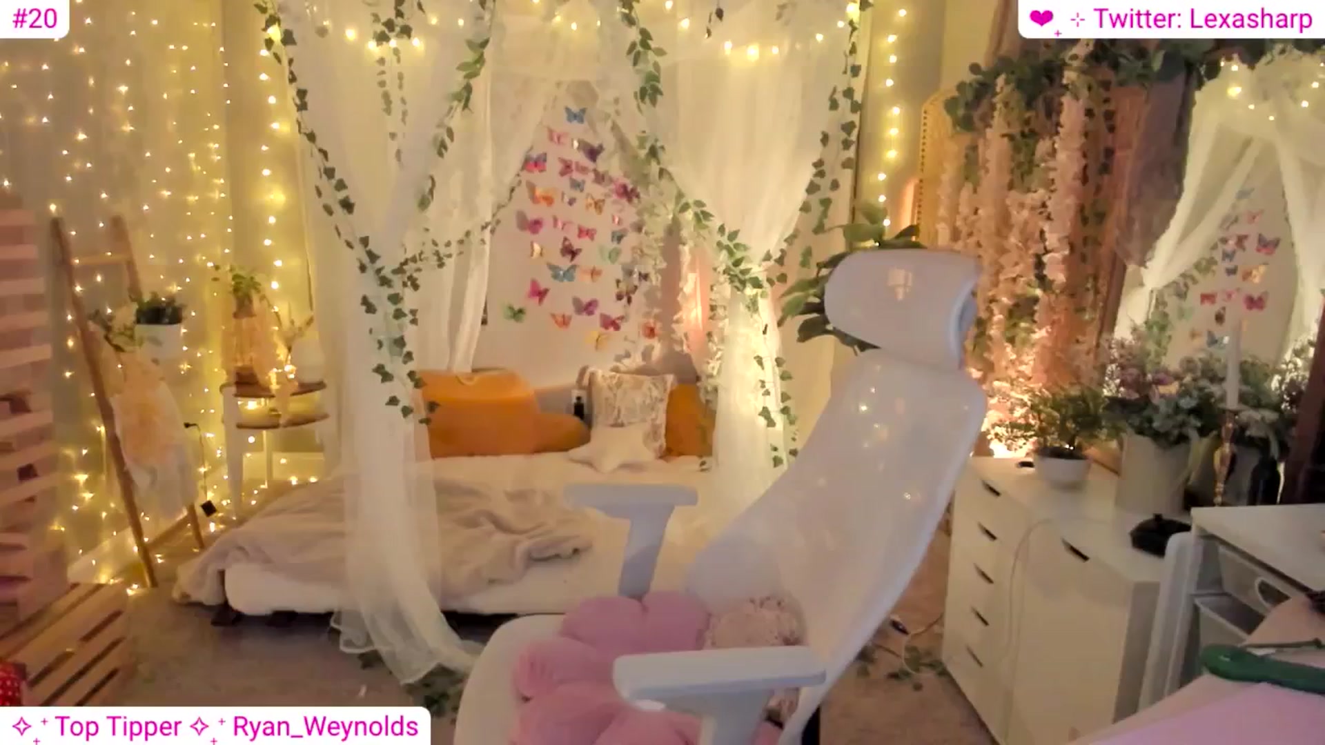 Gallery image thumbnail from alexasharp's myfreecams stream on, 04/28/2024, 06:08 image 5 of 20