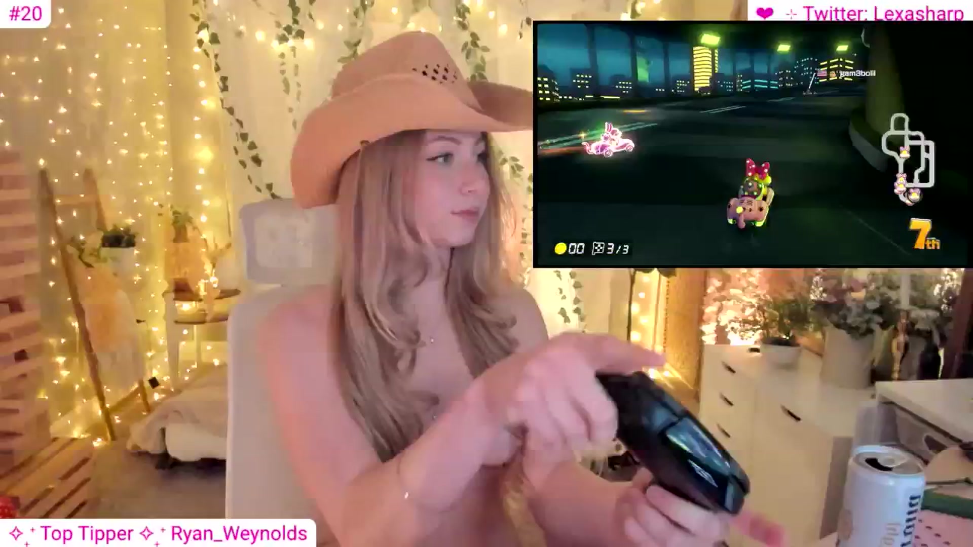 Gallery image thumbnail from alexasharp's myfreecams stream on, 04/28/2024, 06:08 image 16 of 20