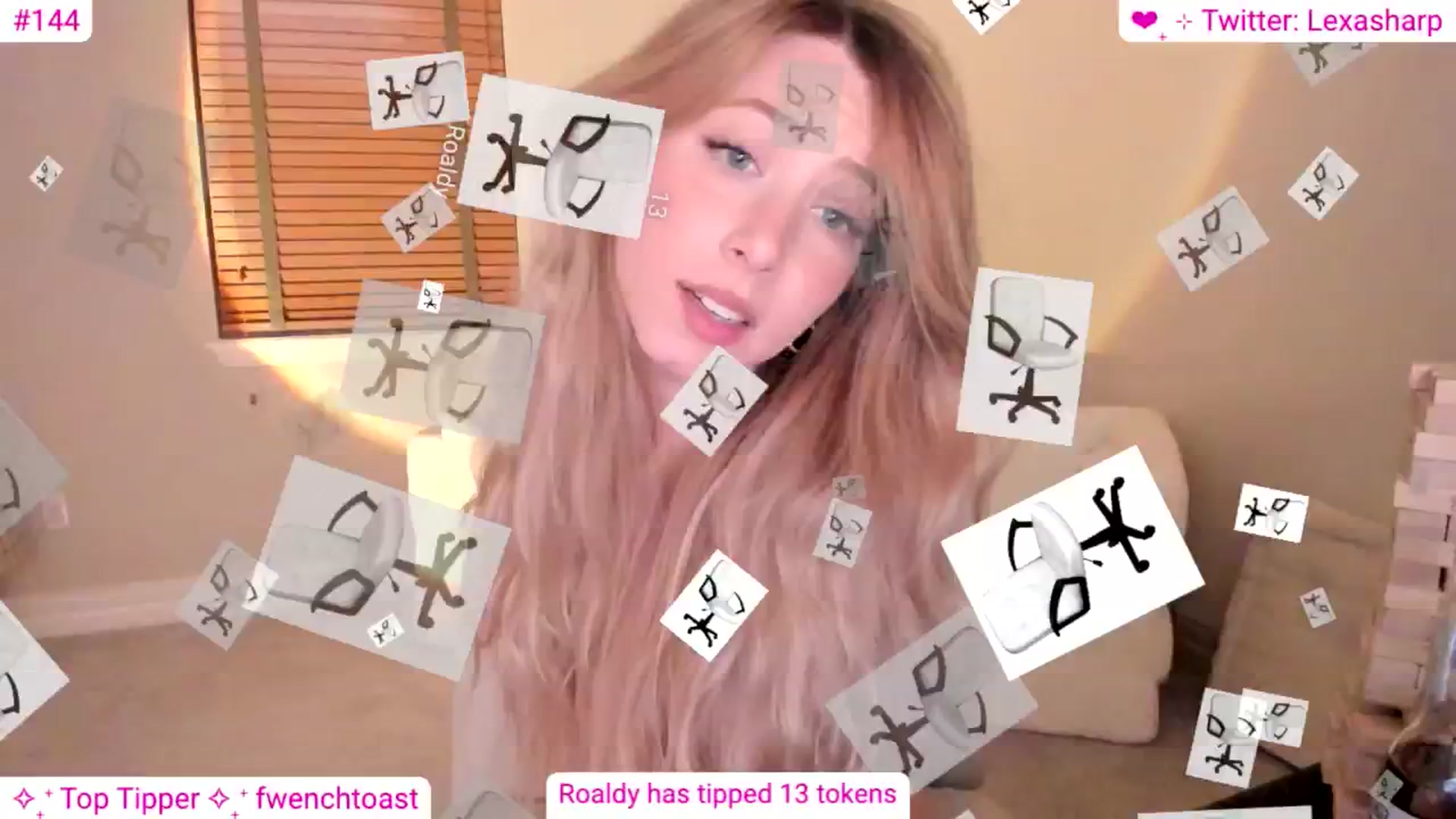 Gallery image thumbnail from alexasharp's myfreecams stream on, 06/13/2024, 02:09 image 13 of 20