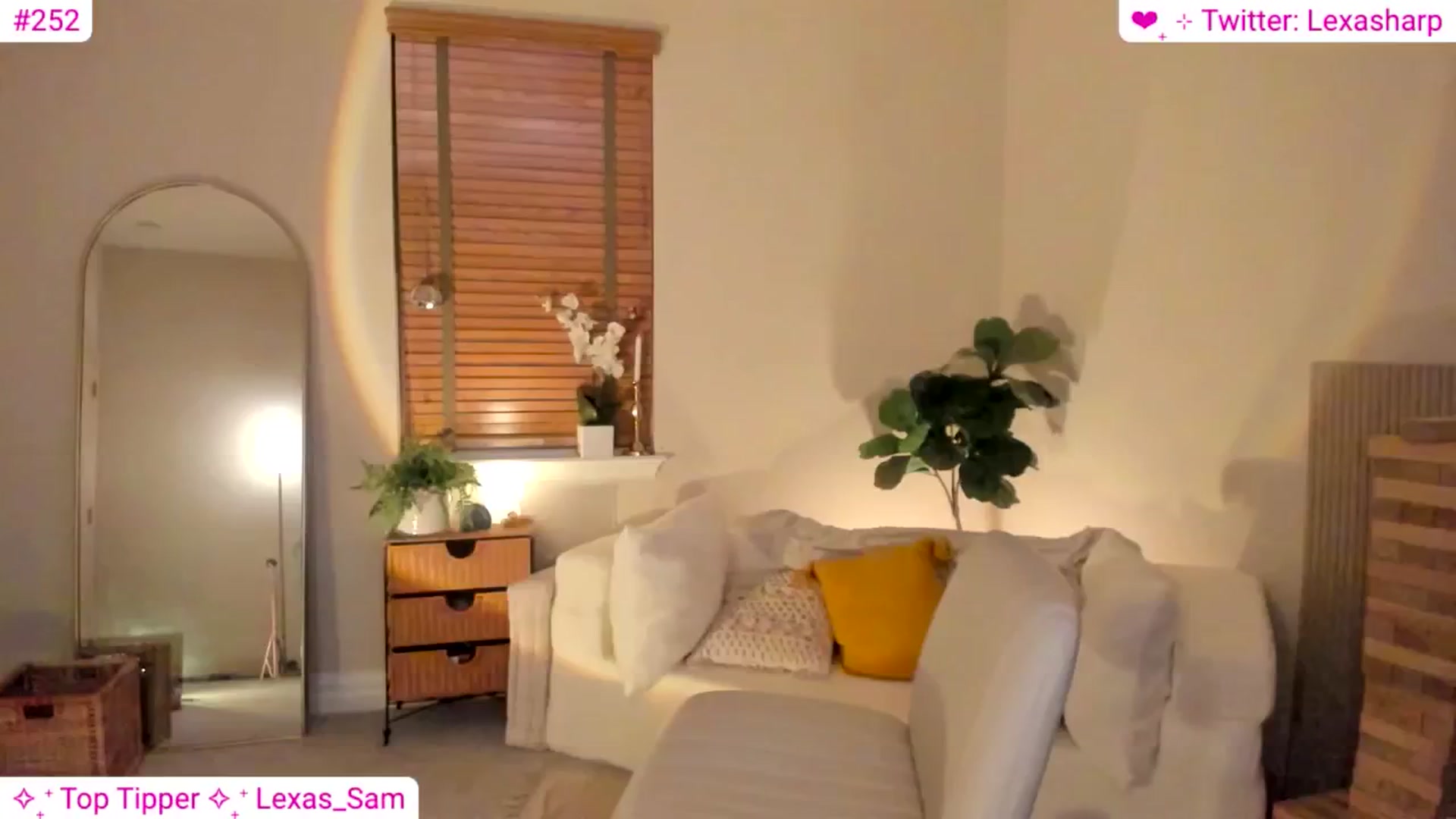 Gallery image thumbnail from alexasharp's myfreecams stream on, 07/24/2024, 03:13 image 9 of 20