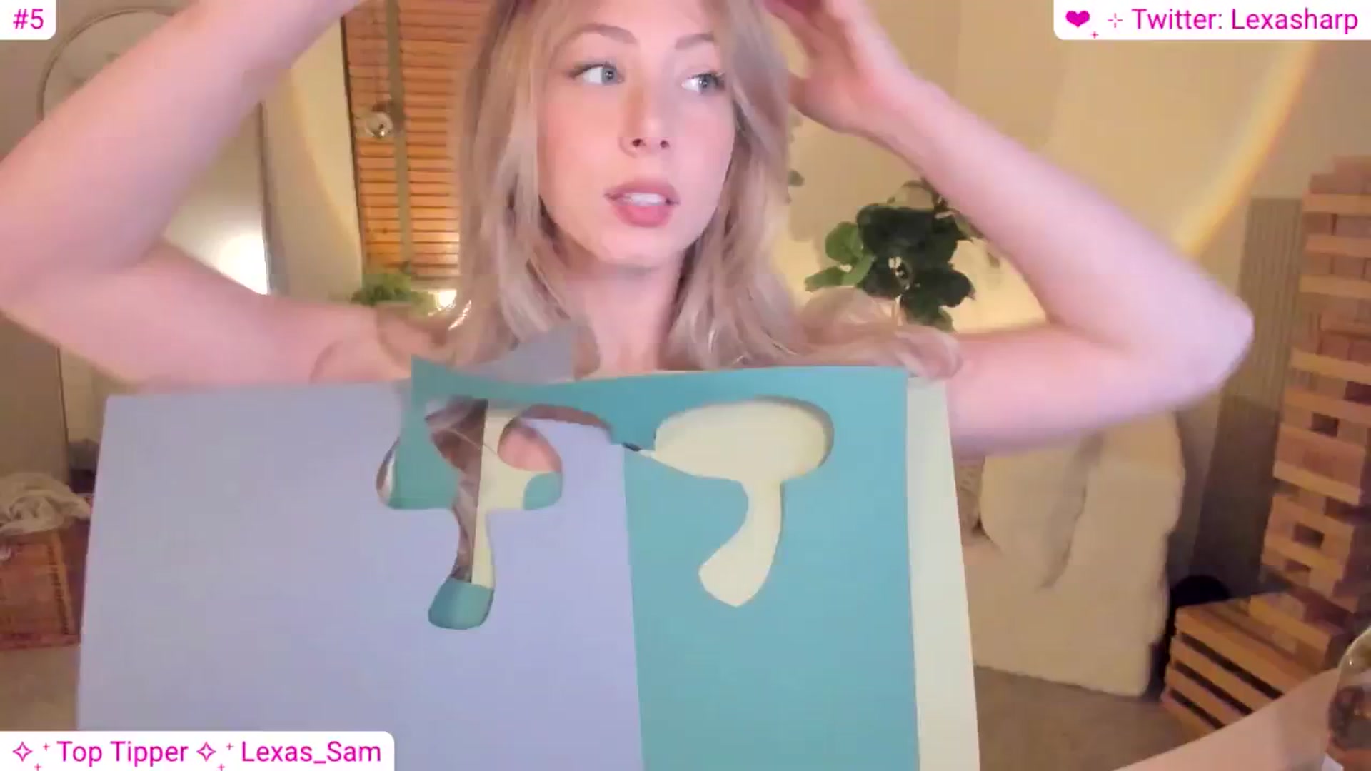 Gallery image thumbnail from alexasharp's myfreecams stream on, 08/02/2024, 04:03 image 3 of 20