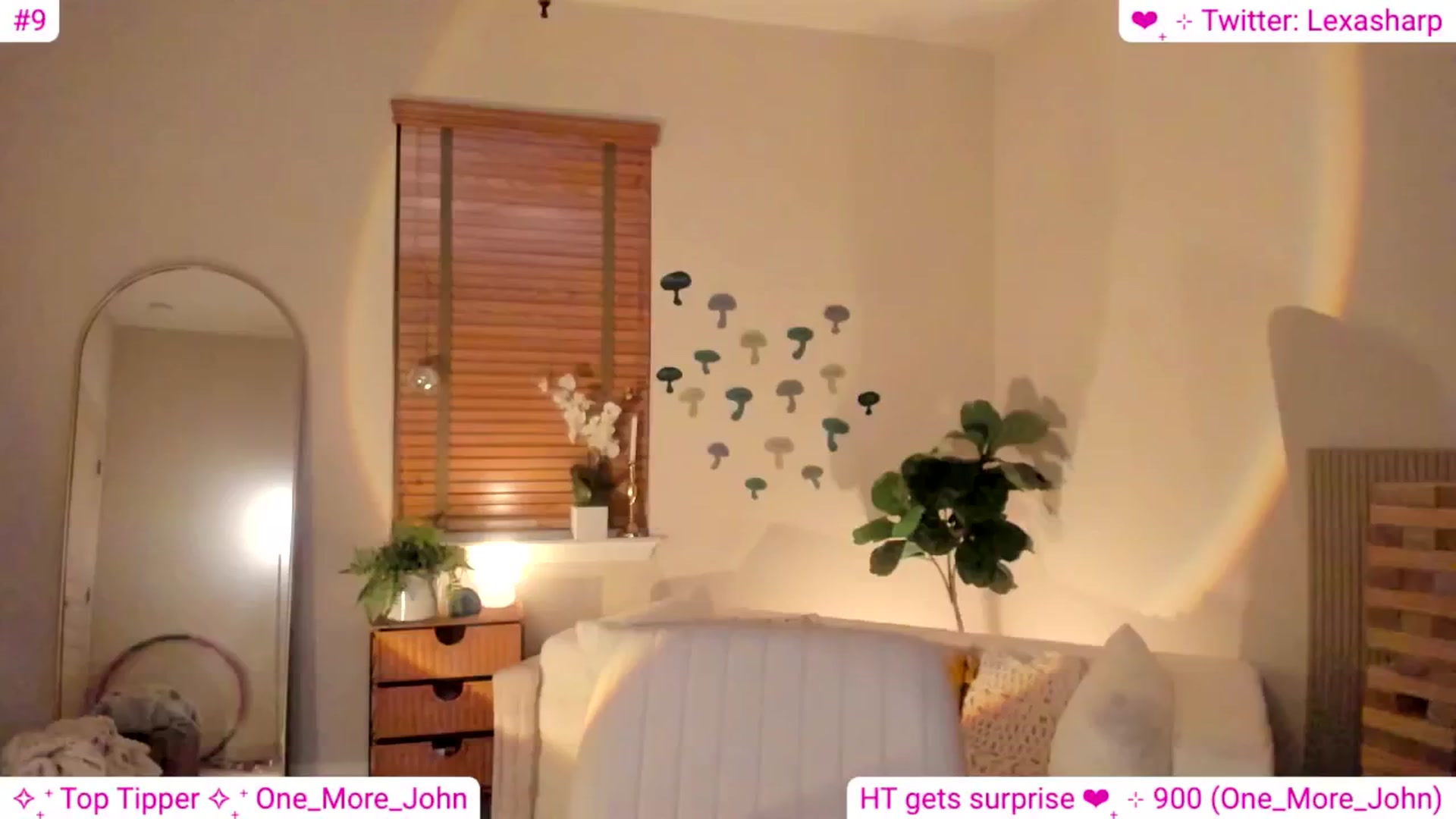 Gallery image thumbnail from alexasharp's myfreecams stream on, 08/07/2024, 03:57 image 5 of 20