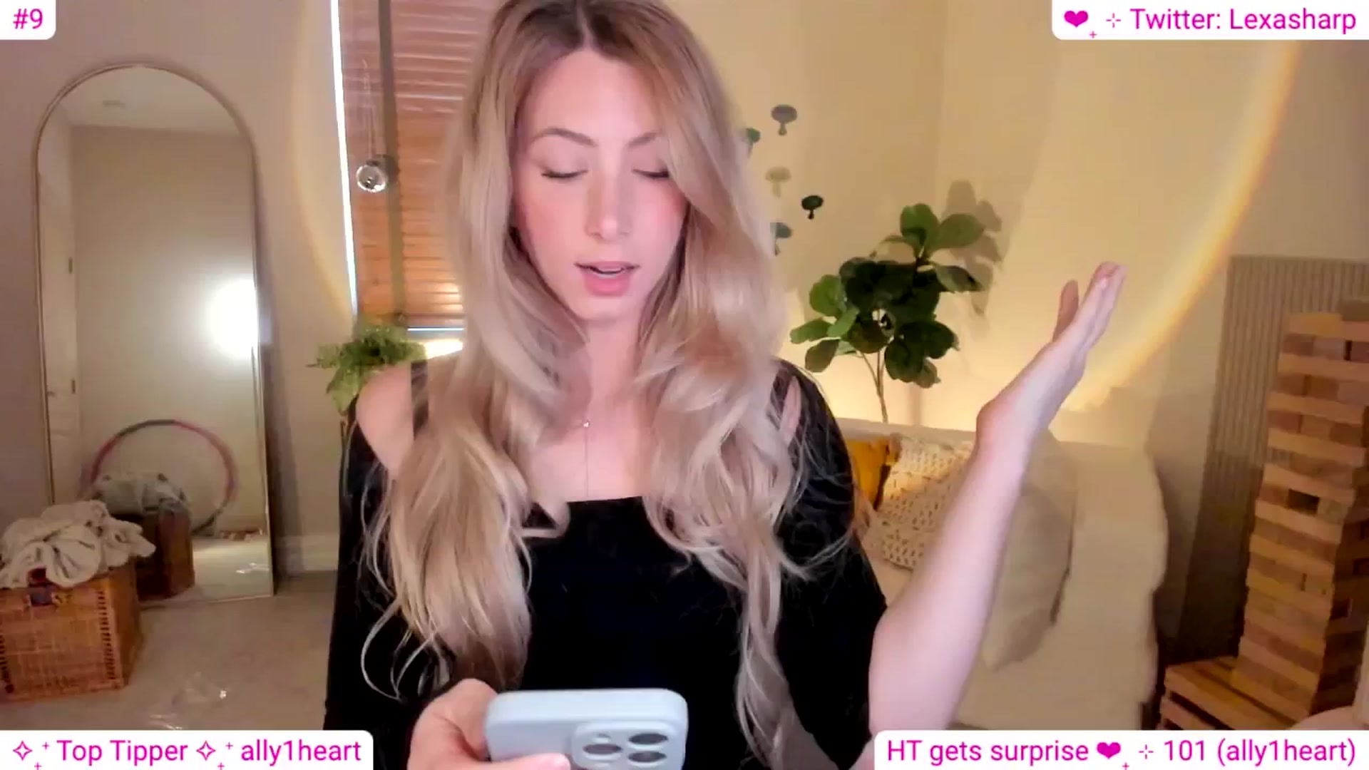 Gallery image thumbnail from alexasharp's myfreecams stream on, 08/07/2024, 04:05 image 2 of 20