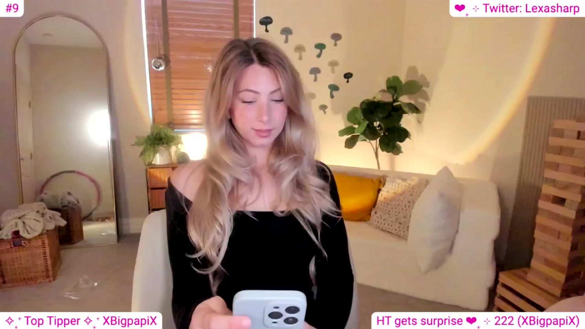Gallery image thumbnail from alexasharp's myfreecams stream on, 08/07/2024, 04:05 image 3 of 20