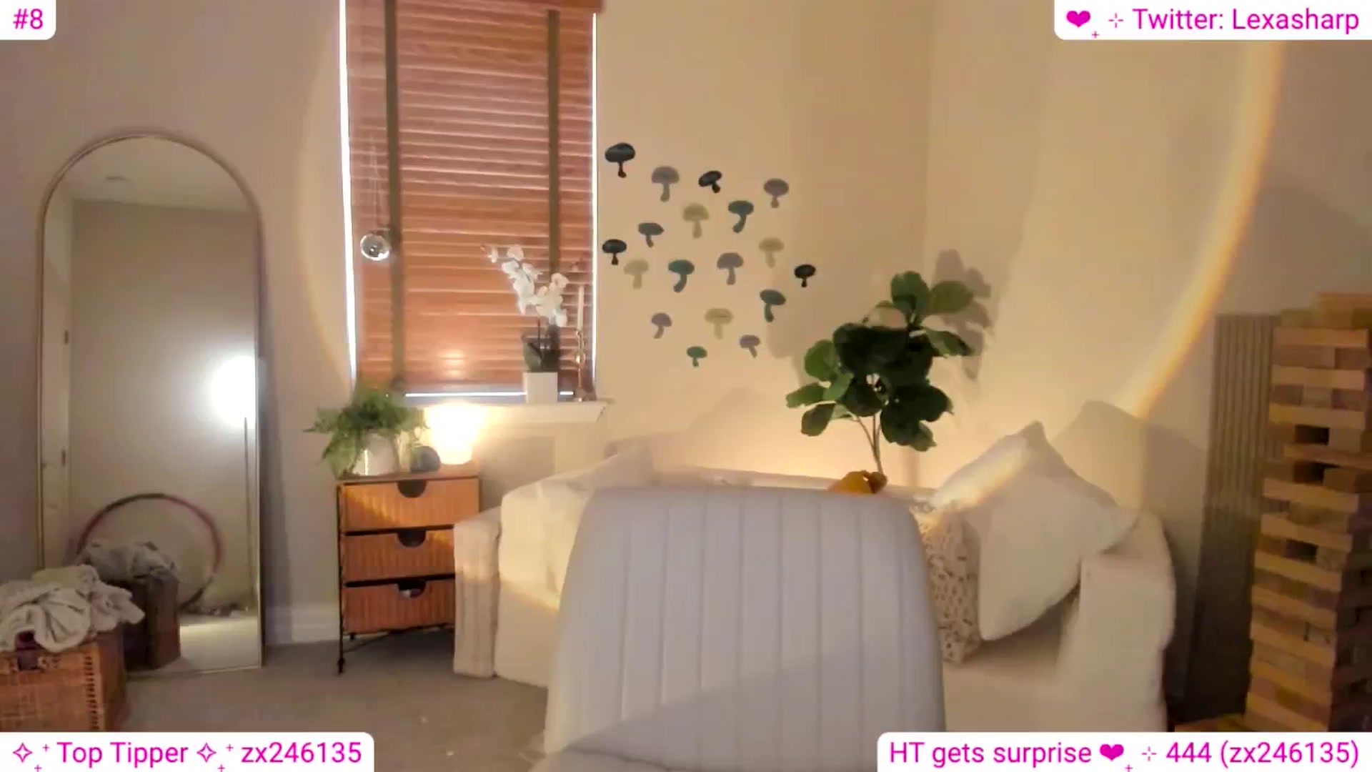 Gallery image thumbnail from alexasharp's myfreecams stream on, 08/07/2024, 23:10 image 12 of 20