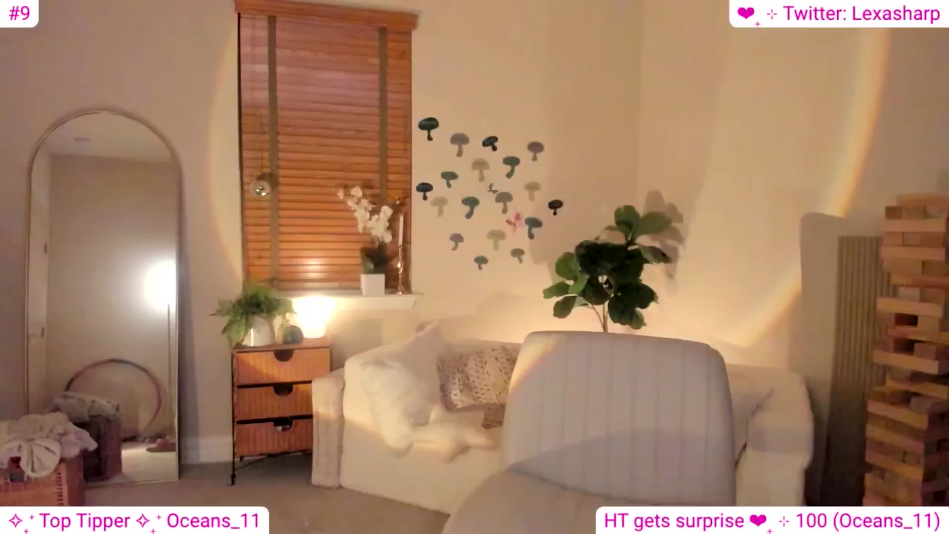 Gallery image thumbnail from alexasharp's myfreecams stream on, 08/10/2024, 04:05 image 1 of 20
