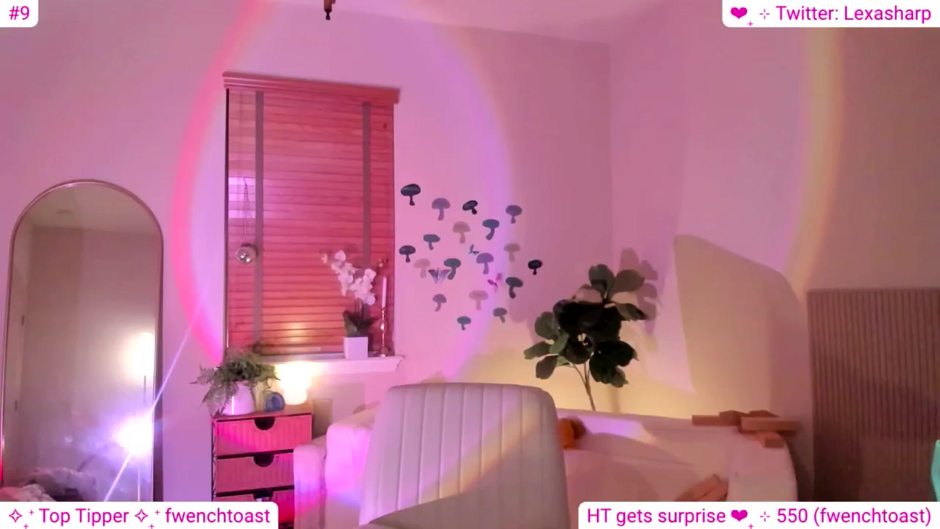 Gallery image thumbnail from alexasharp's myfreecams stream on, 08/11/2024, 04:08 image 6 of 20