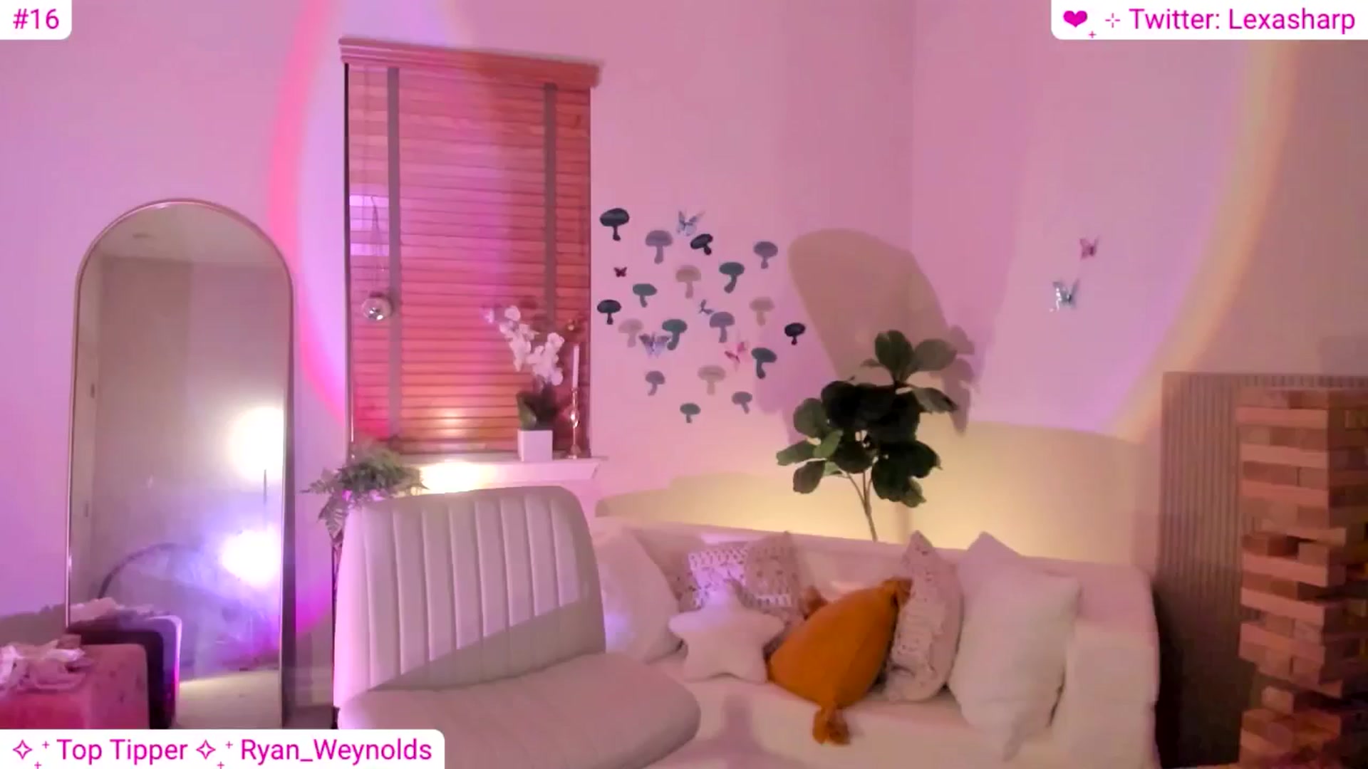 Gallery image thumbnail from alexasharp's myfreecams stream on, 08/18/2024, 02:46 image 2 of 20