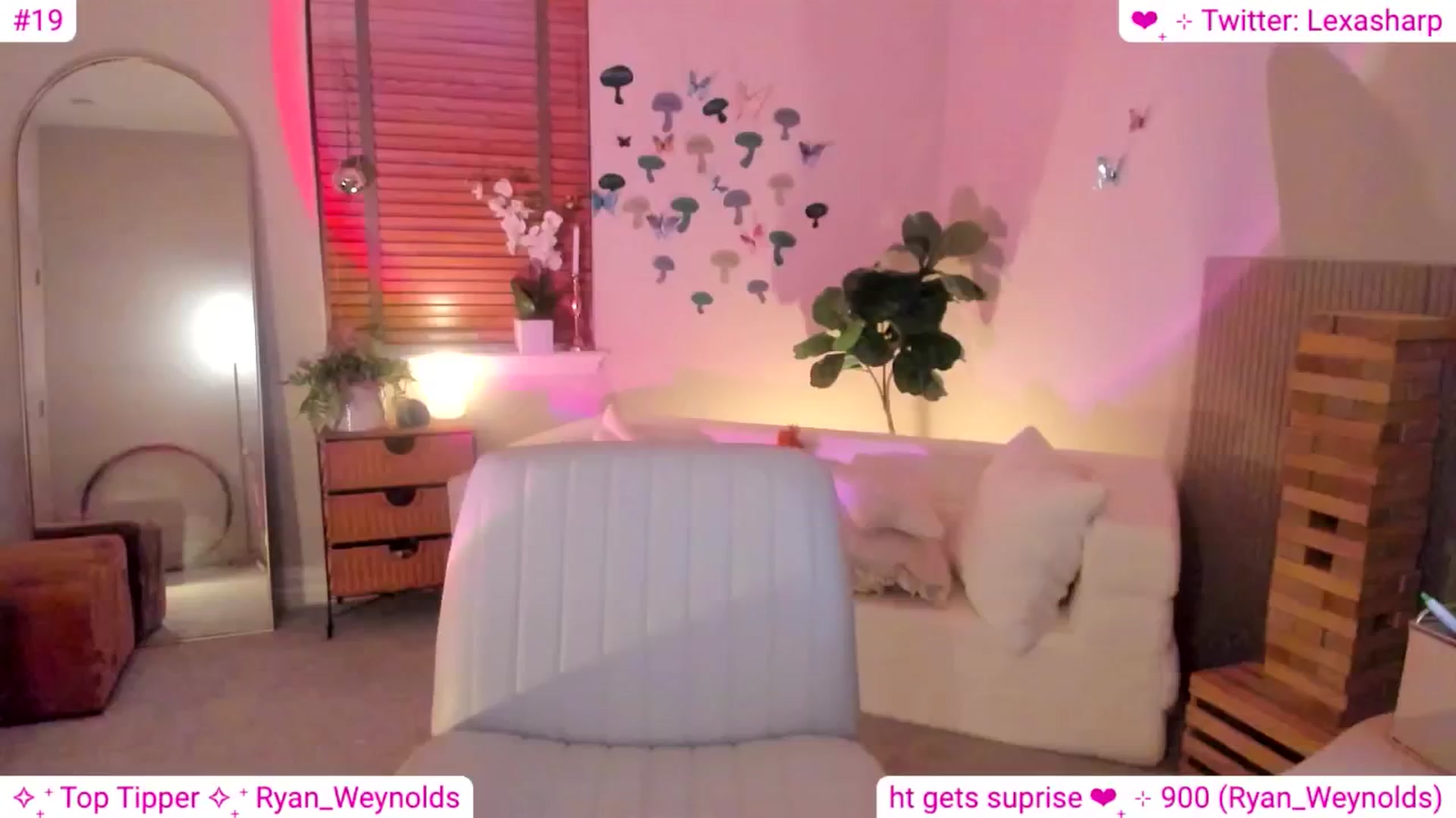 Gallery image thumbnail from alexasharp's myfreecams stream on, 08/23/2024, 04:33 image 8 of 20