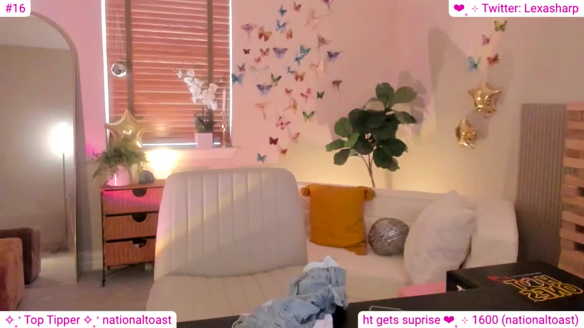 Gallery image thumbnail from alexasharp's myfreecams stream on, 08/27/2024, 01:59 image 4 of 20