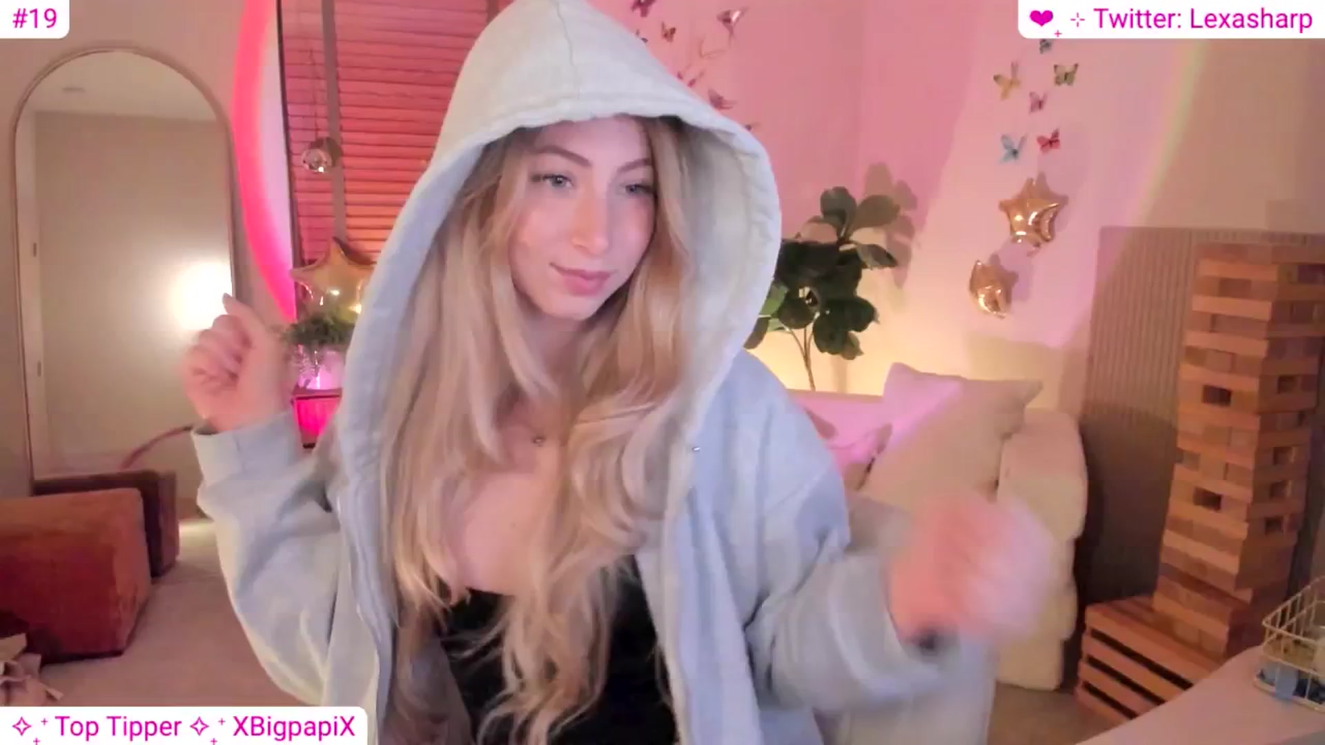 Gallery image thumbnail from alexasharp's myfreecams stream on, 08/30/2024, 04:16 image 4 of 20