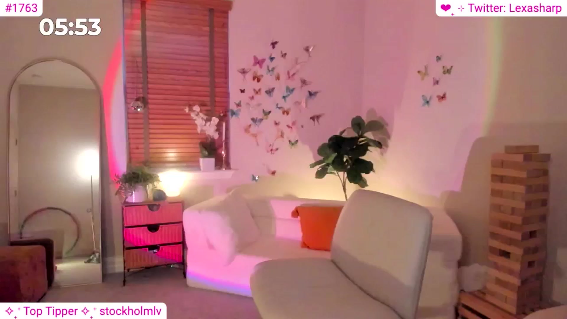 Gallery image thumbnail from alexasharp's myfreecams stream on, 09/26/2024, 23:34 image 19 of 20