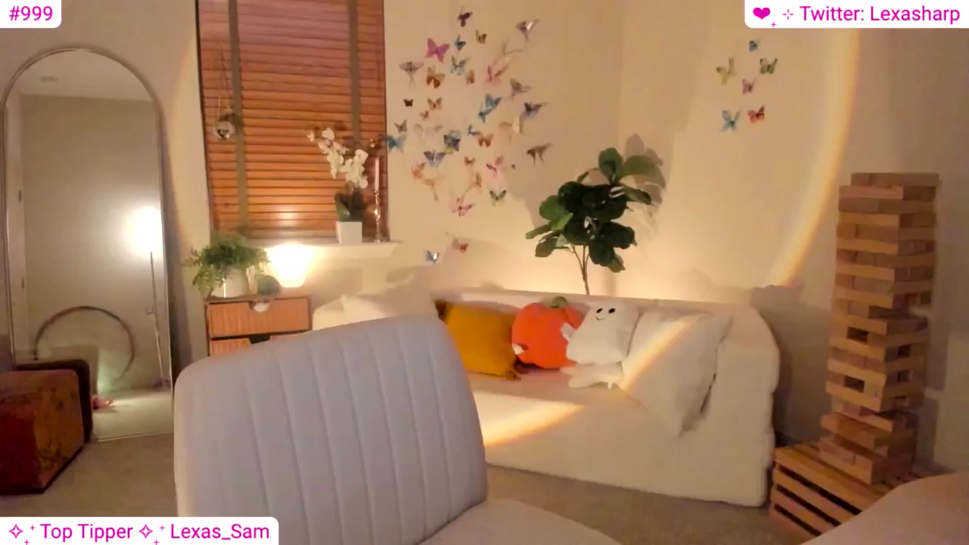 Gallery image thumbnail from alexasharp's myfreecams stream on, 10/03/2024, 03:58 image 4 of 20