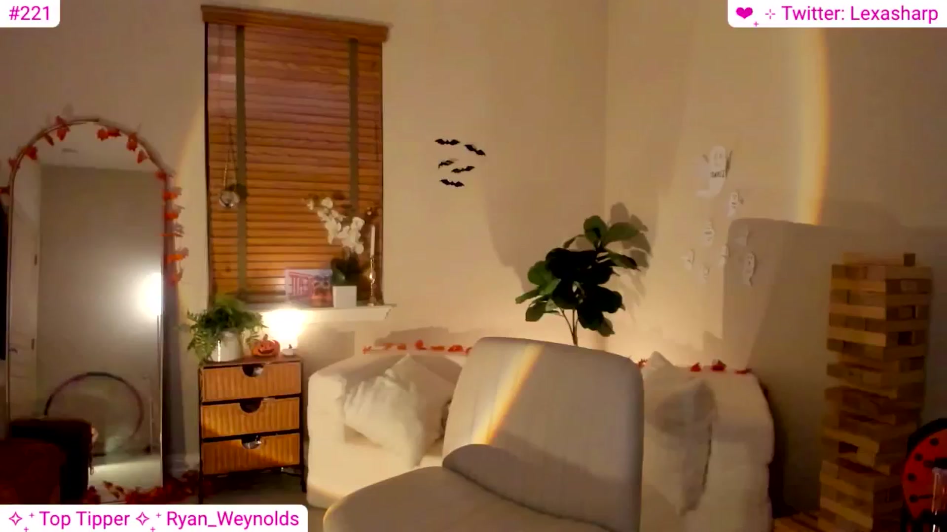 Gallery image thumbnail from alexasharp's myfreecams stream on, 11/01/2024, 04:19 image 19 of 20