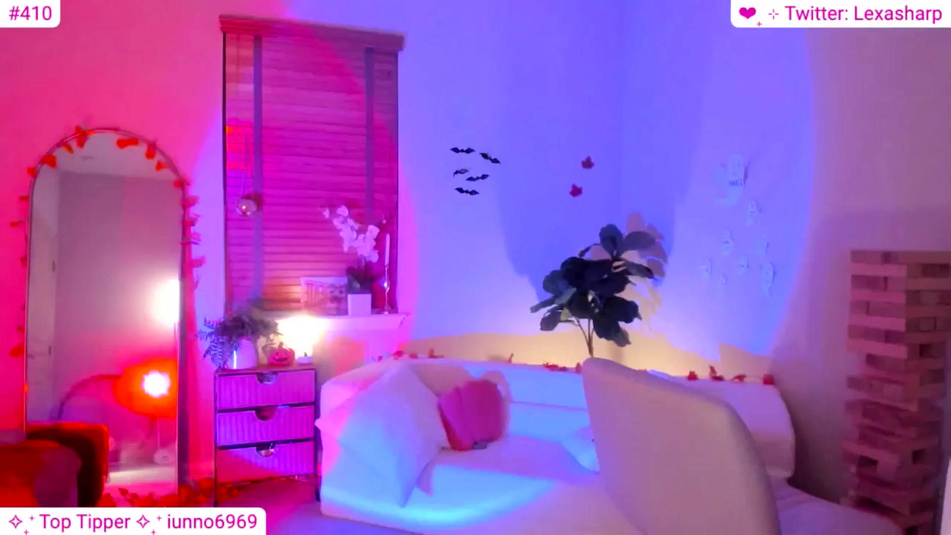 Gallery image thumbnail from alexasharp's myfreecams stream on, 11/06/2024, 24:21 image 18 of 20