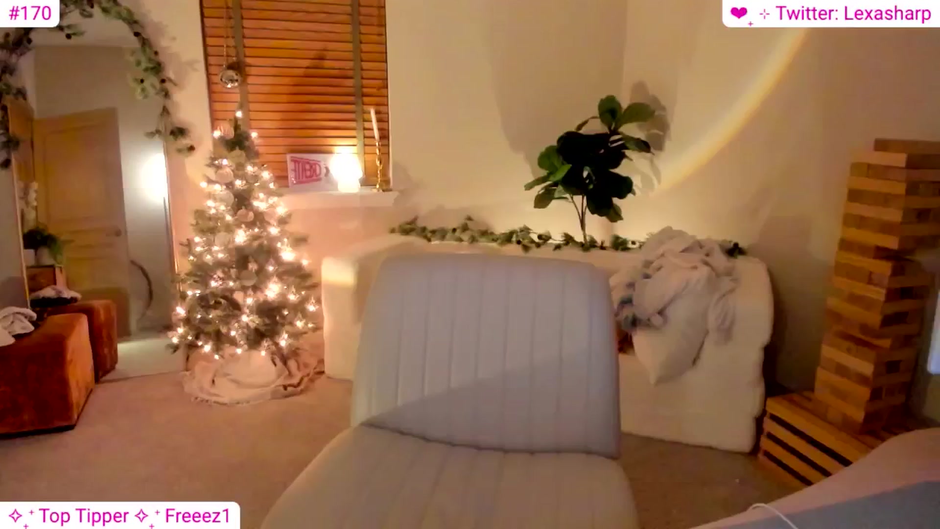 Gallery image thumbnail from alexasharp's myfreecams stream on, 12/07/2024, 04:11 image 17 of 20