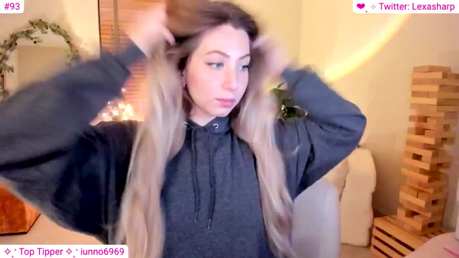 Gallery image thumbnail from alexasharp's myfreecams stream on, 12/14/2024, 07:18 image 6 of 20