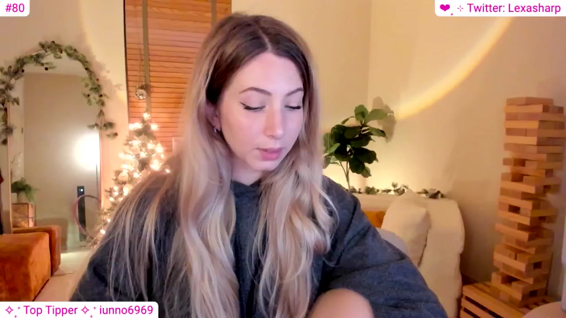 Gallery image thumbnail from alexasharp's myfreecams stream on, 12/14/2024, 07:18 image 17 of 20