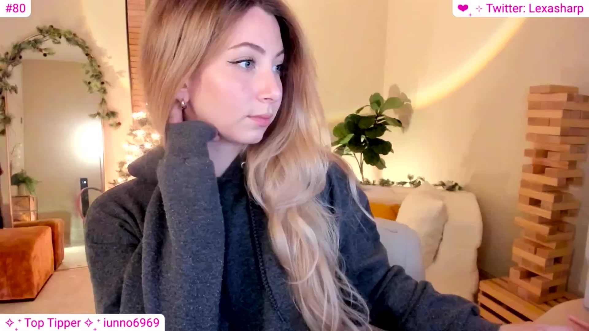 Gallery image thumbnail from alexasharp's myfreecams stream on, 12/14/2024, 07:18 image 11 of 20