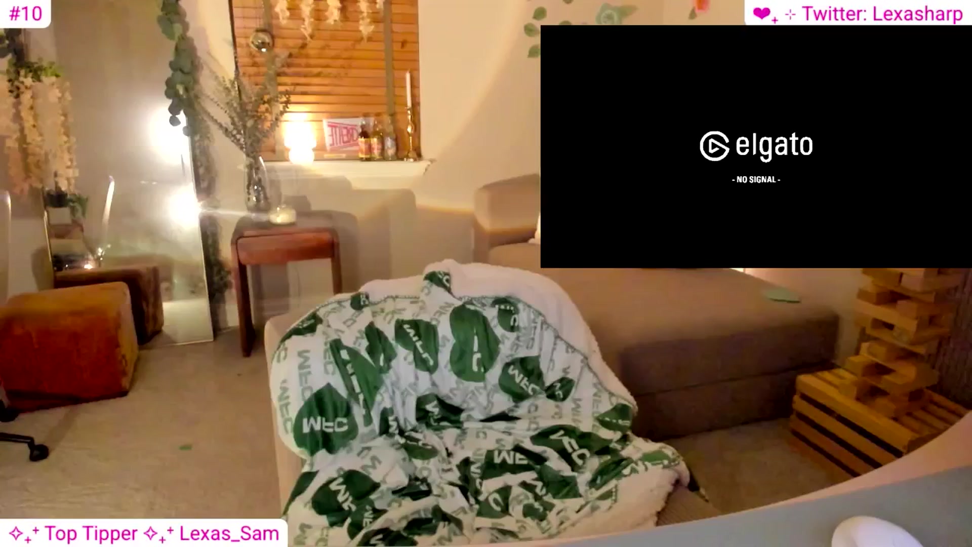 Gallery image thumbnail from alexasharp's myfreecams stream on, 04/06/2025, 05:26 image 6 of 20