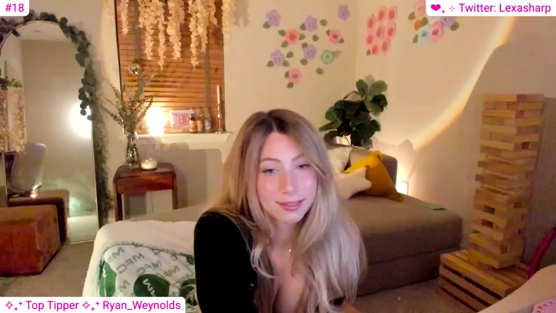 Gallery image thumbnail from alexasharp's myfreecams stream on, 04/13/2025, 04:30 image 14 of 20