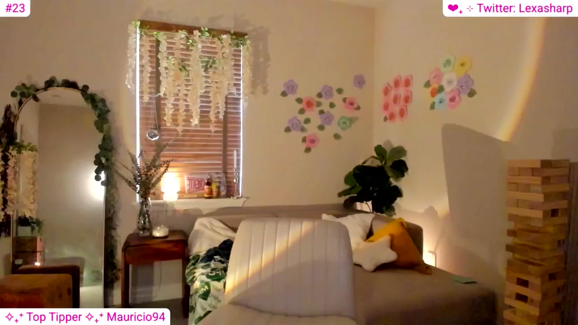 Gallery image thumbnail from alexasharp's myfreecams stream on, 04/14/2025, 22:51 image 5 of 20