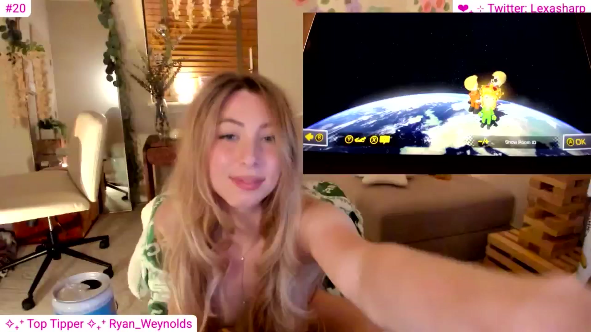 Gallery image thumbnail from alexasharp's myfreecams stream on, 04/20/2025, 07:16 image 12 of 20