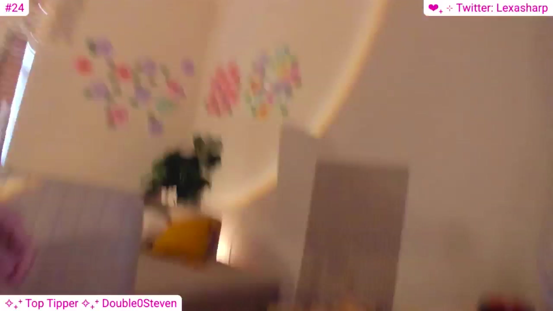 Gallery image thumbnail from alexasharp's myfreecams stream on, 04/22/2025, 21:19 image 19 of 20