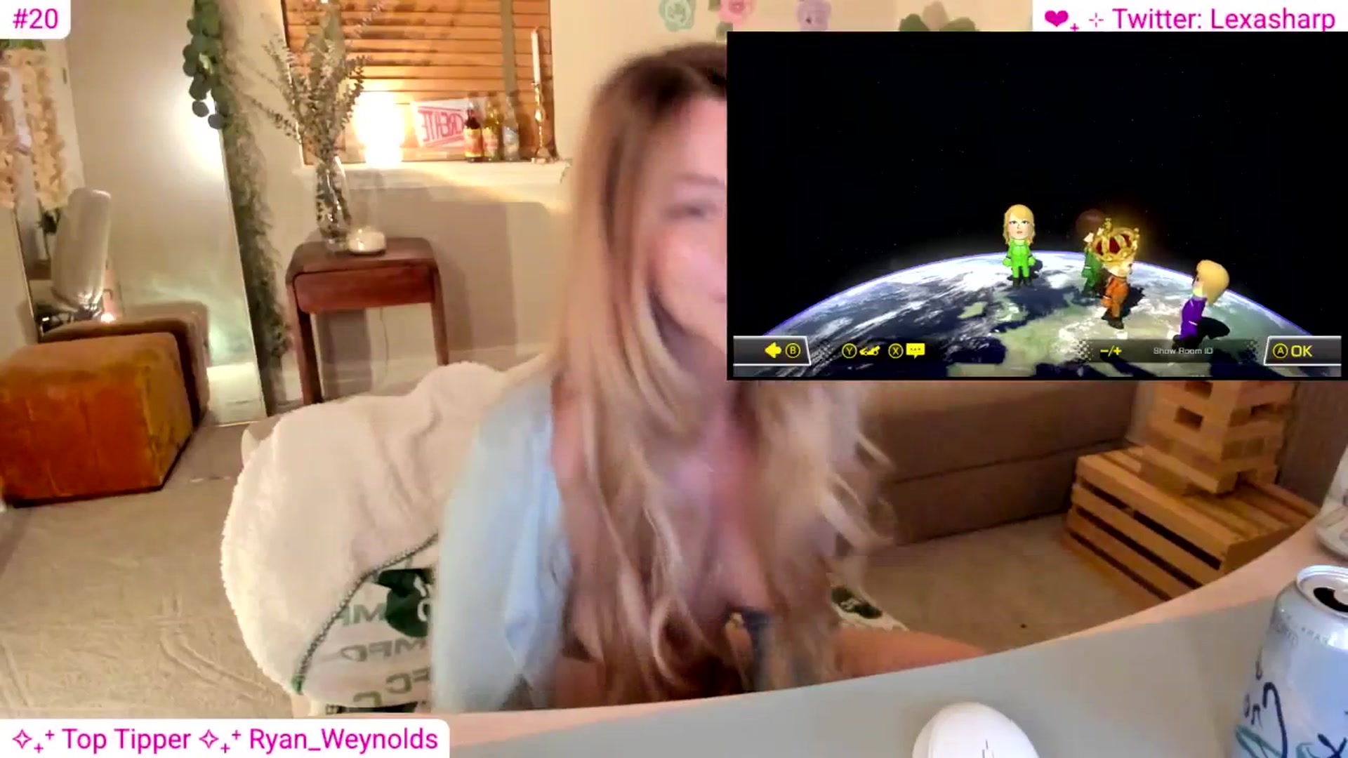 Gallery image thumbnail from alexasharp's myfreecams stream on, 04/27/2025, 07:06 image 8 of 20