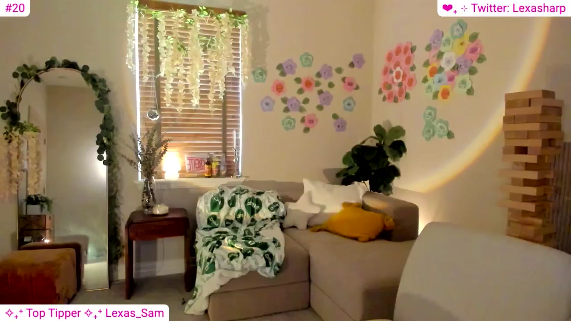 Gallery image thumbnail from alexasharp's myfreecams stream on, 04/28/2025, 20:00 image 6 of 20