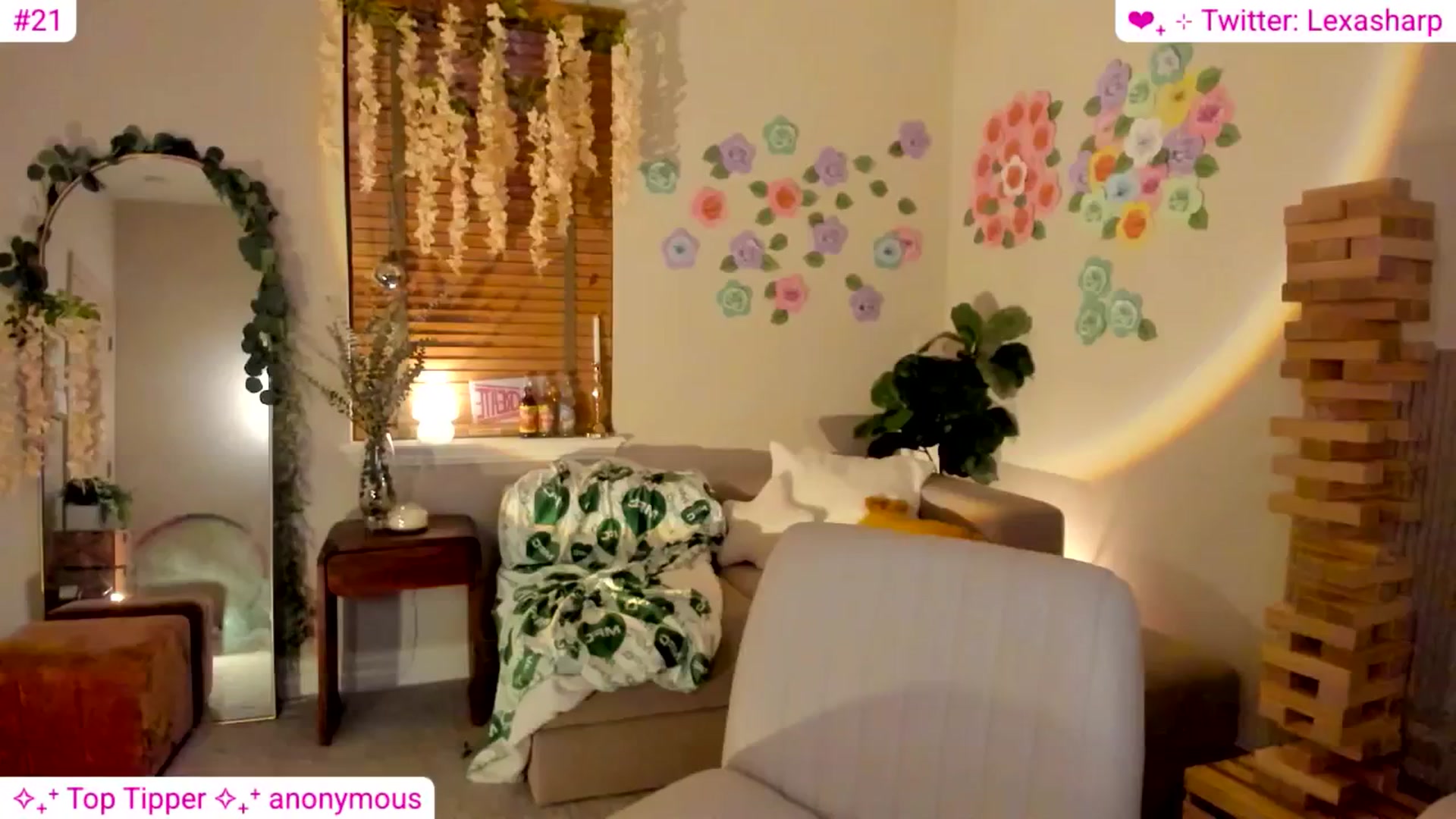 Gallery image thumbnail from alexasharp's myfreecams stream on, 04/30/2025, 02:34 image 15 of 20