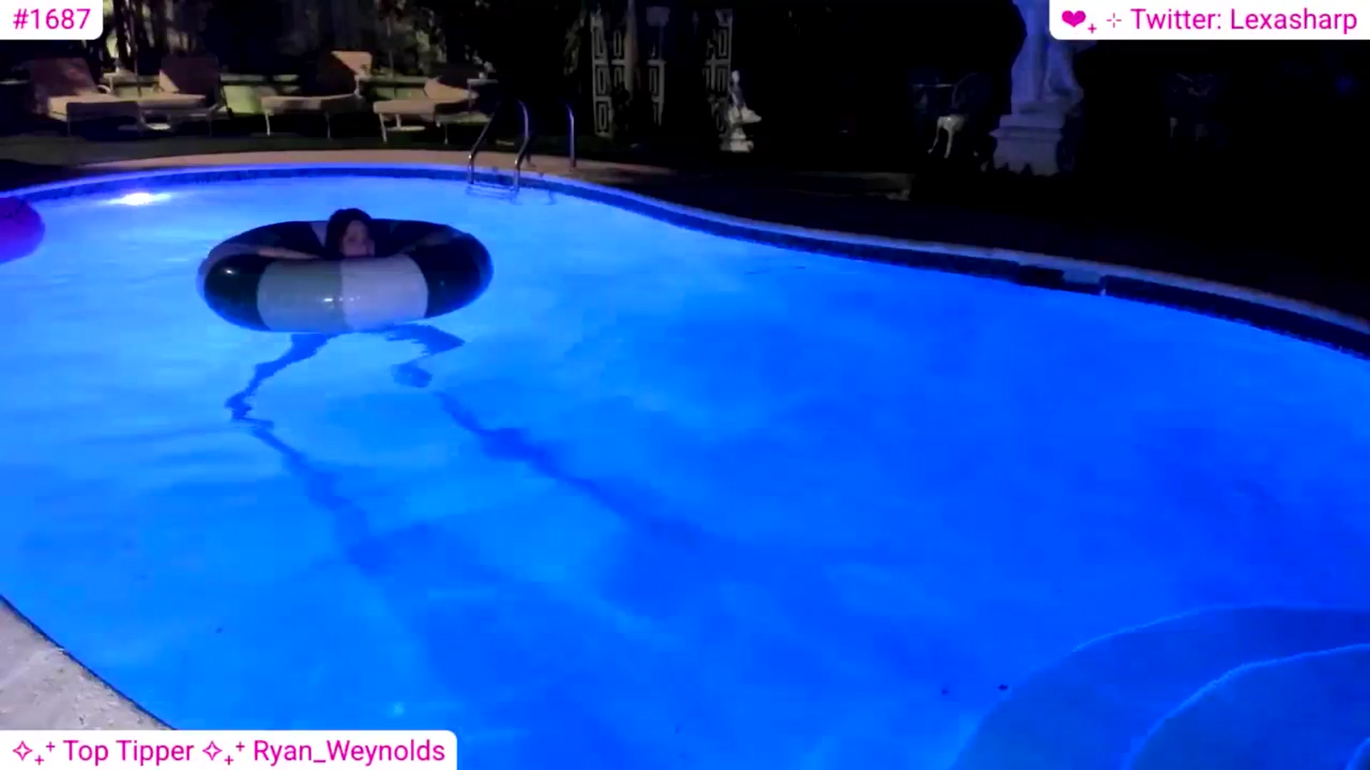 Gallery image thumbnail from alexasharp's myfreecams stream on, 05/20/2025, 05:08 image 16 of 20