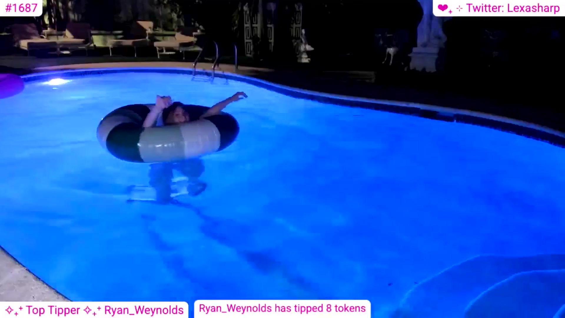 Gallery image thumbnail from alexasharp's myfreecams stream on, 05/20/2025, 05:08 image 17 of 20