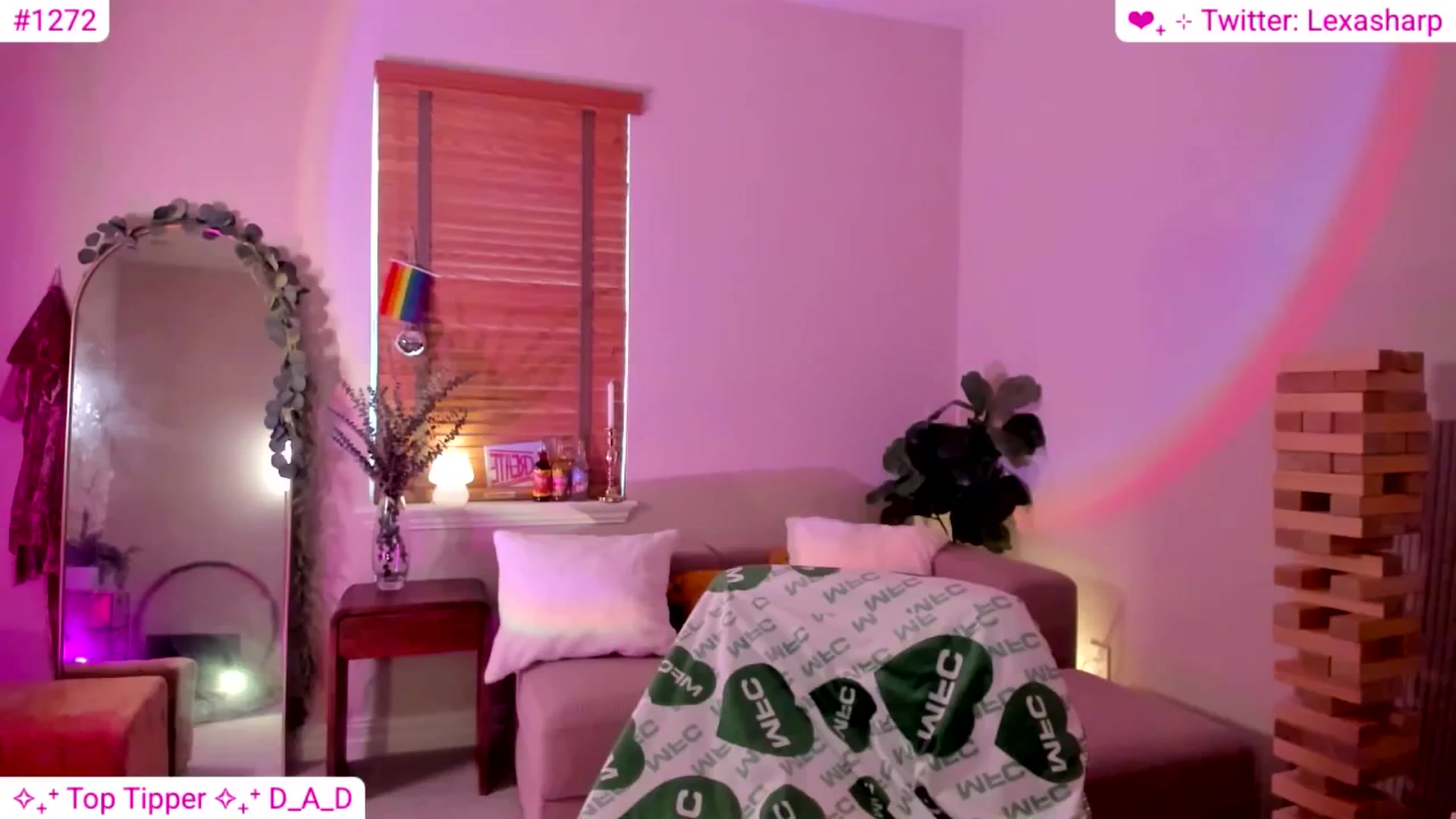 Gallery image thumbnail from alexasharp's myfreecams stream on, 07/09/2025, 22:57 image 18 of 20