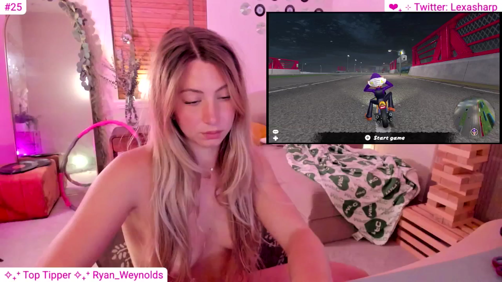 Gallery image thumbnail from alexasharp's myfreecams stream on, 08/03/2025, 06:23 image 1 of 20
