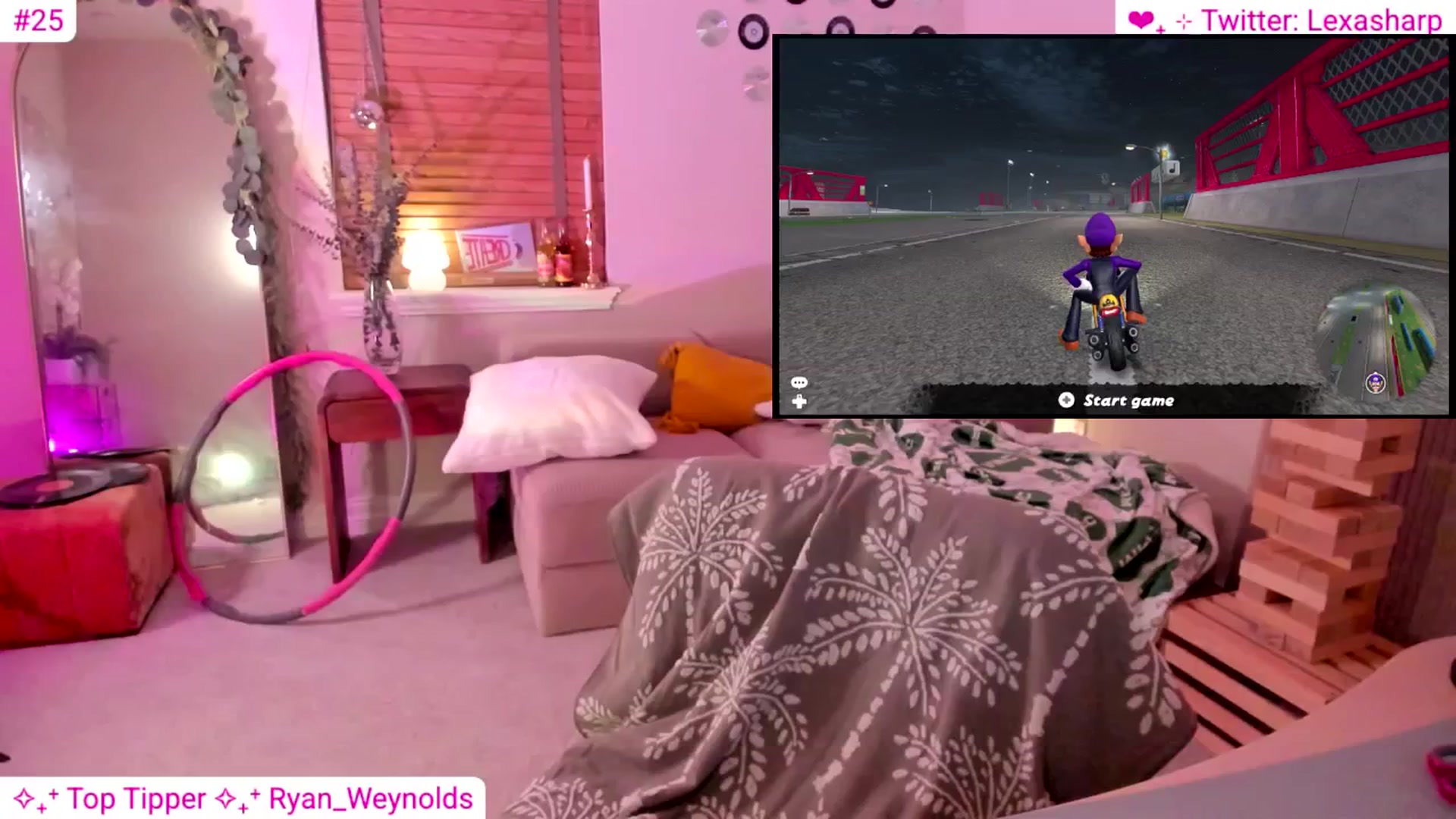 Gallery image thumbnail from alexasharp's myfreecams stream on, 08/03/2025, 06:23 image 2 of 20