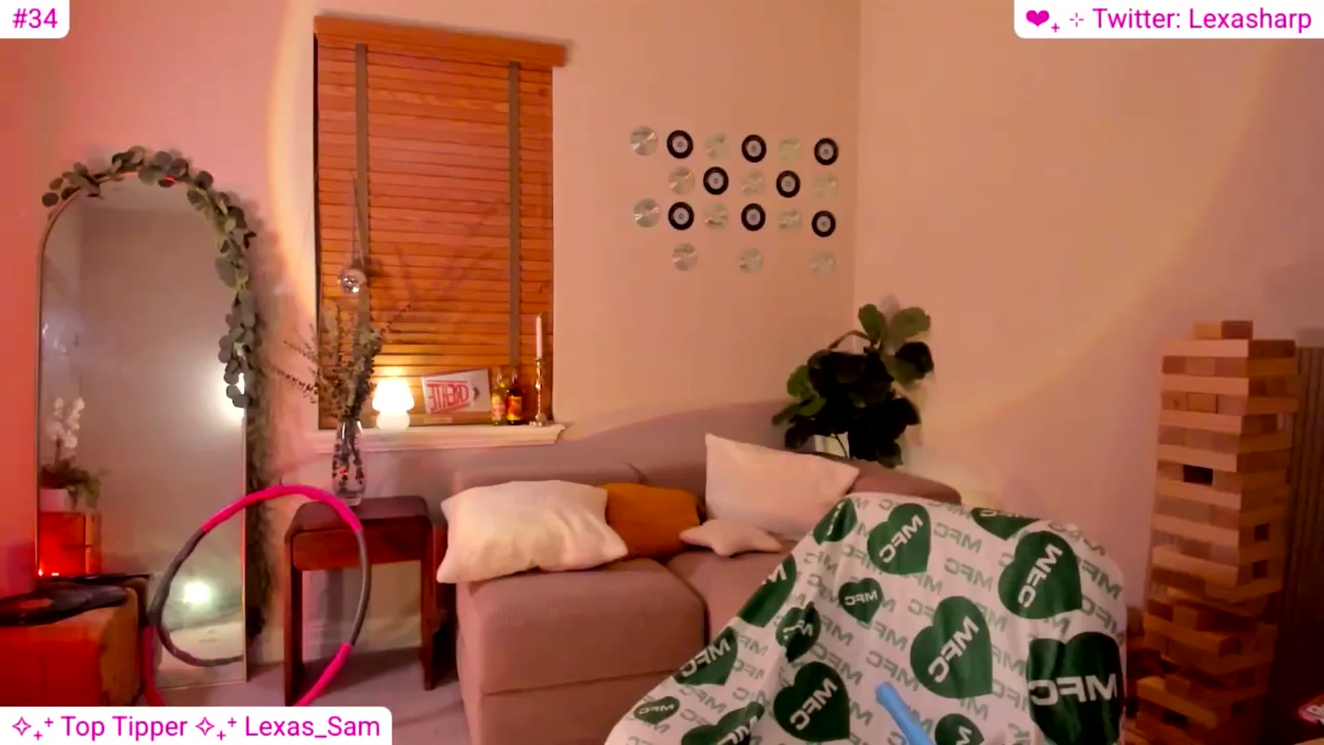 Gallery image thumbnail from alexasharp's myfreecams stream on, 08/04/2025, 03:30 image 6 of 20