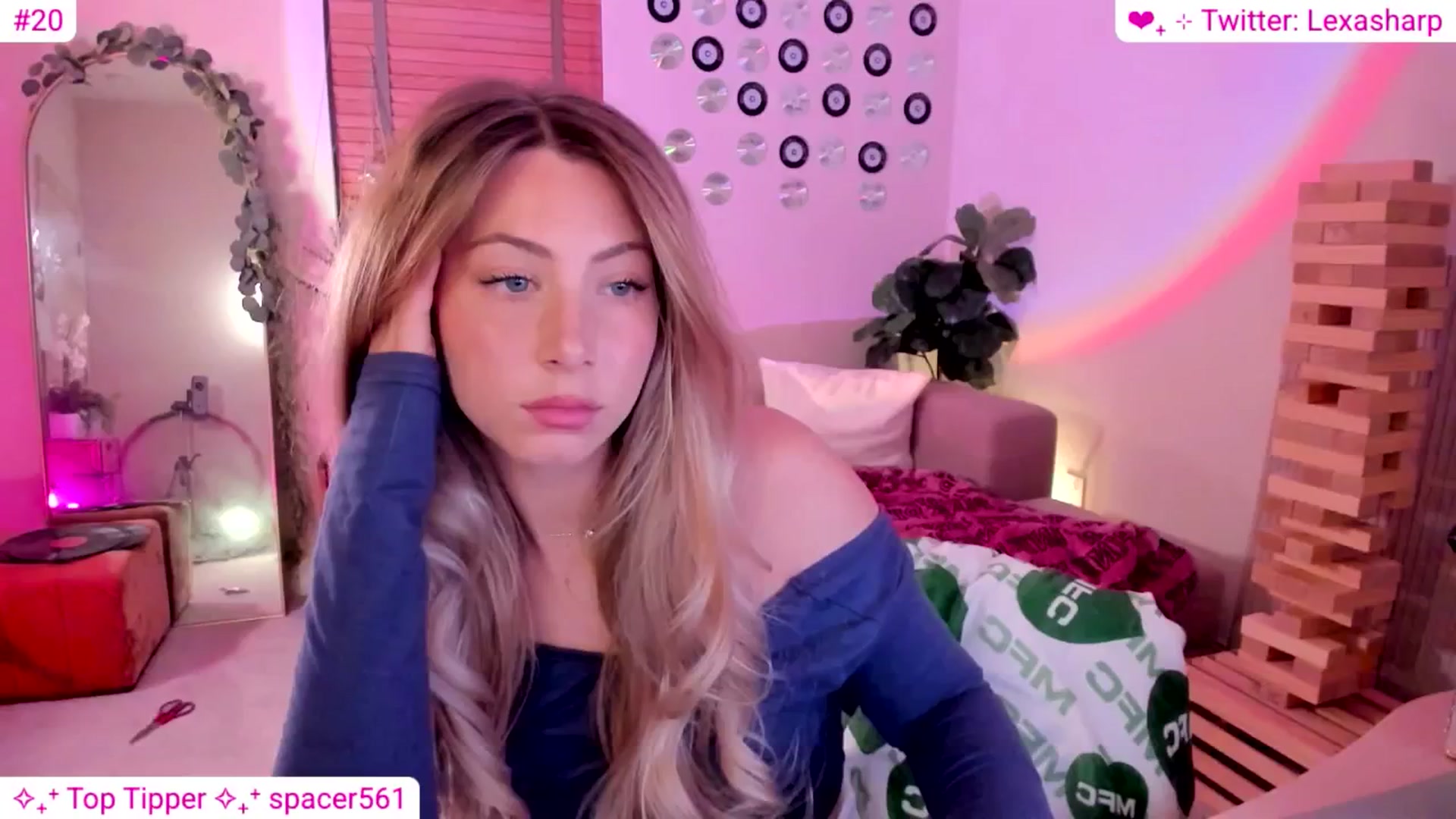 Gallery image thumbnail from alexasharp's myfreecams stream on, 08/08/2025, 02:38 image 1 of 20