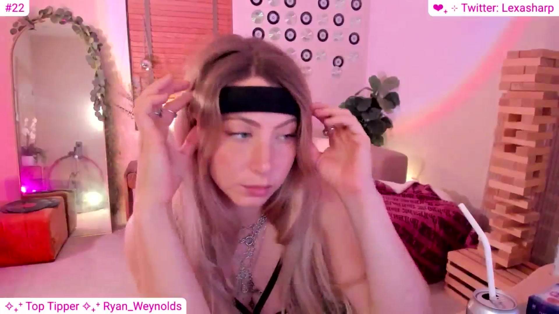 Gallery image thumbnail from alexasharp's myfreecams stream on, 08/10/2025, 04:39 image 19 of 20
