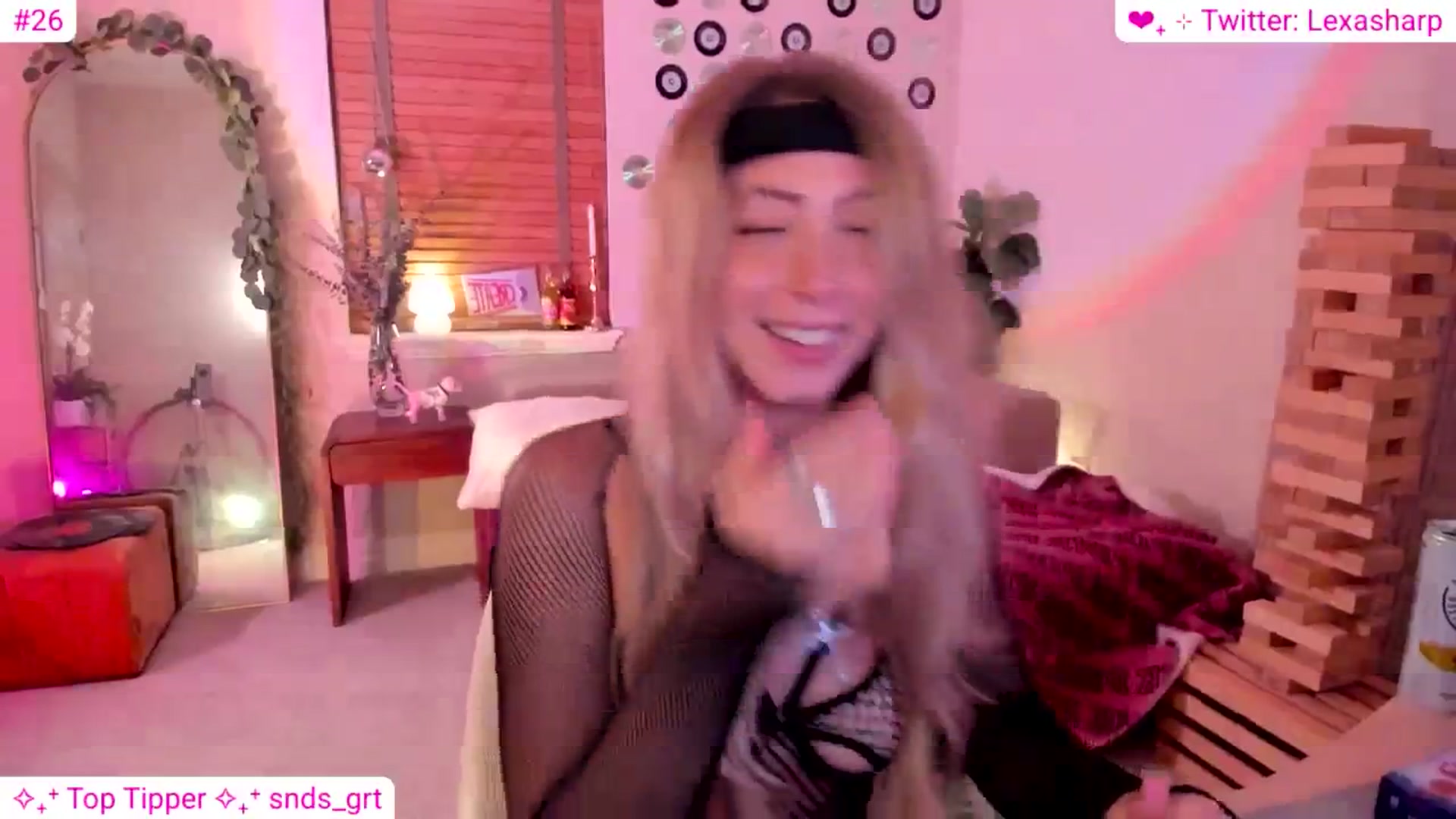 Gallery image thumbnail from alexasharp's myfreecams stream on, 08/10/2025, 04:39 image 10 of 20