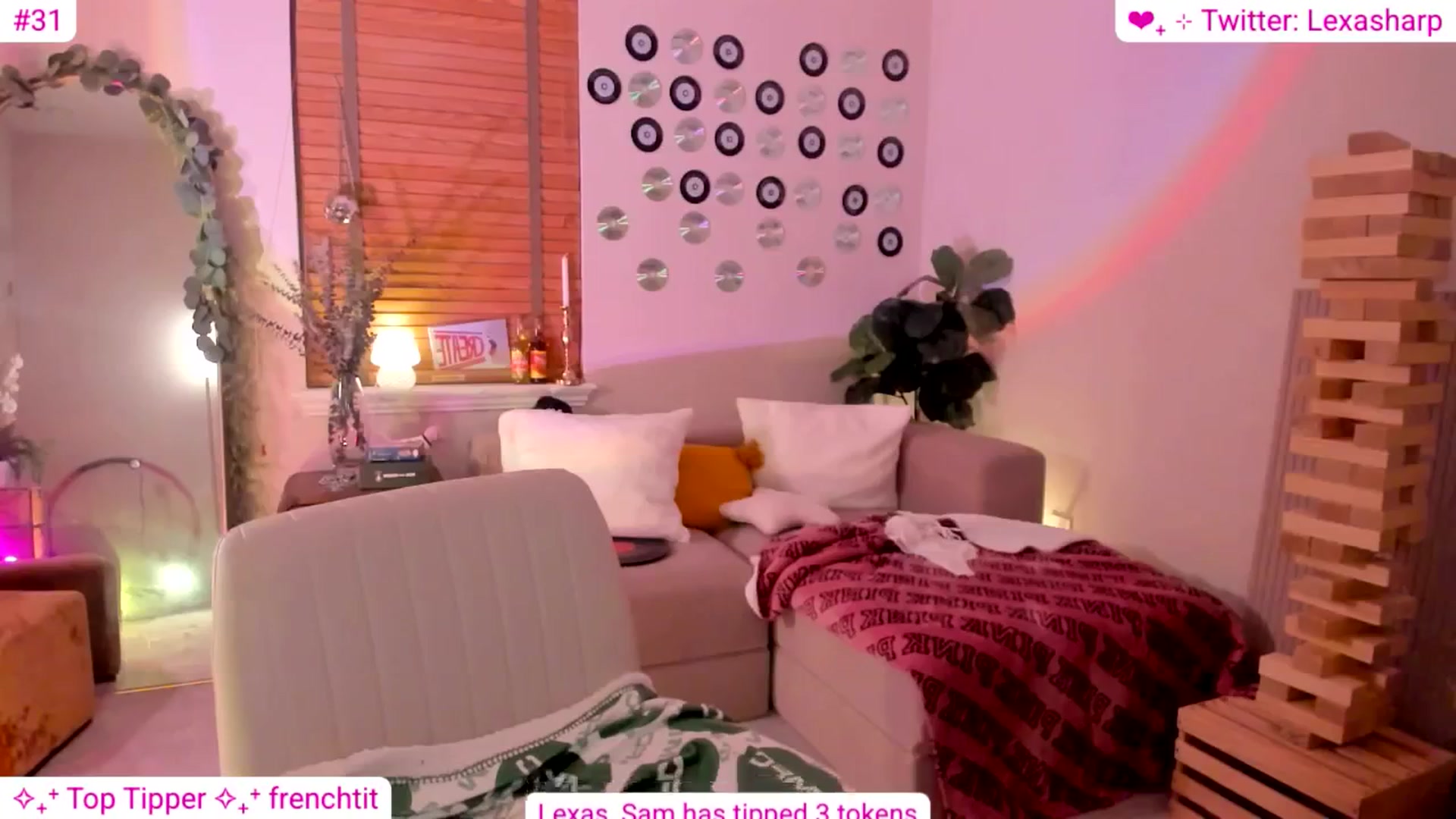 Gallery image thumbnail from alexasharp's myfreecams stream on, 08/15/2025, 03:37 image 3 of 20