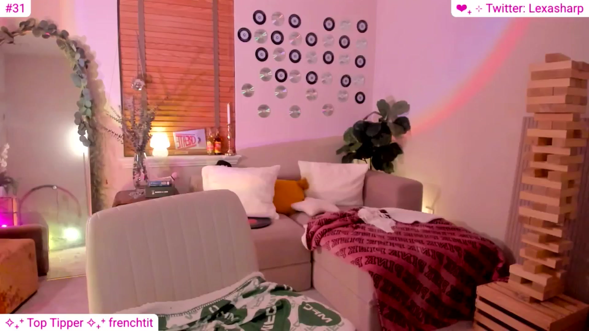Gallery image thumbnail from alexasharp's myfreecams stream on, 08/15/2025, 03:37 image 2 of 20