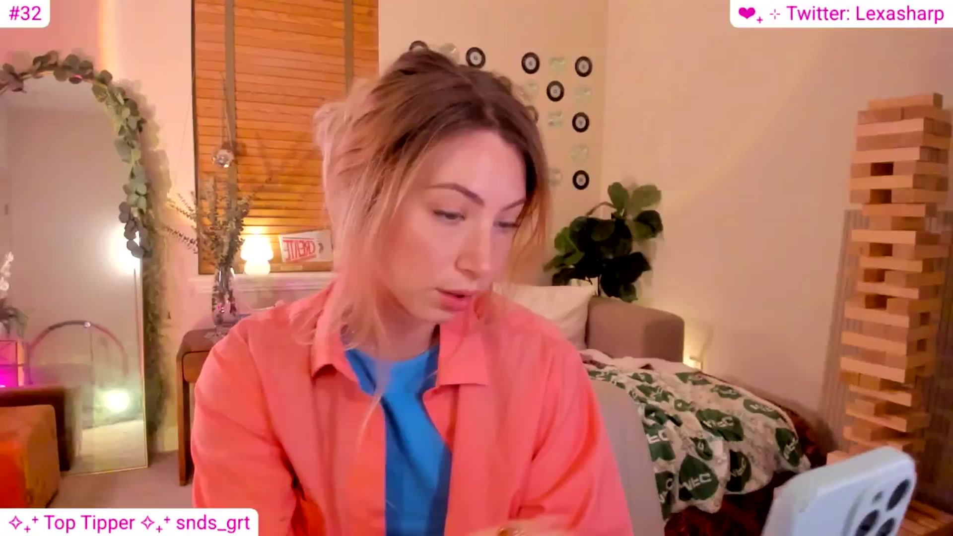 Gallery image thumbnail from alexasharp's myfreecams stream on, 08/16/2025, 02:57 image 1 of 20